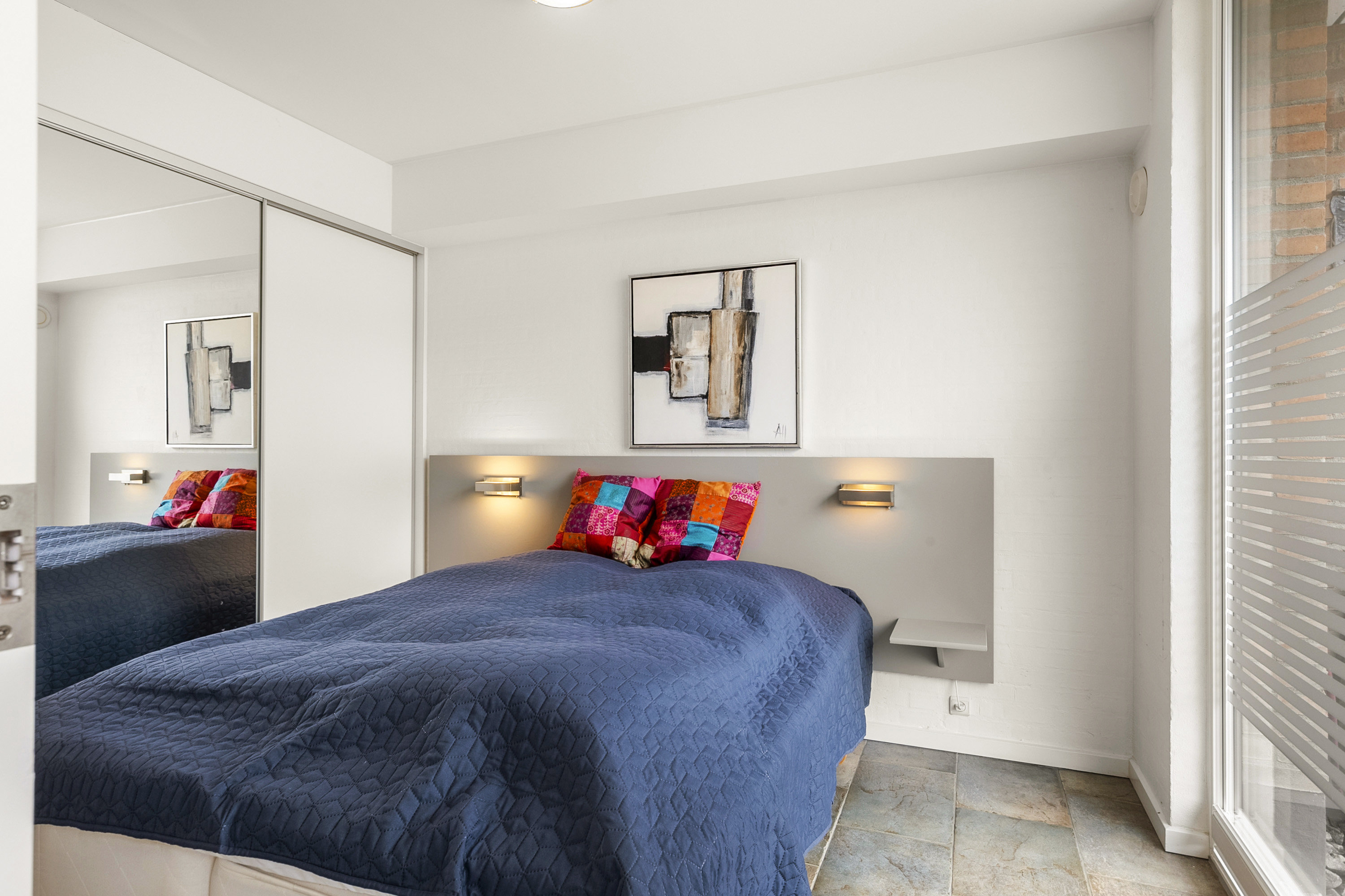 Fremhævet soveværelse billede i fuldskærmstilstand. Billede af Blåklokkevej 66, Havneby, 6792 Rømø