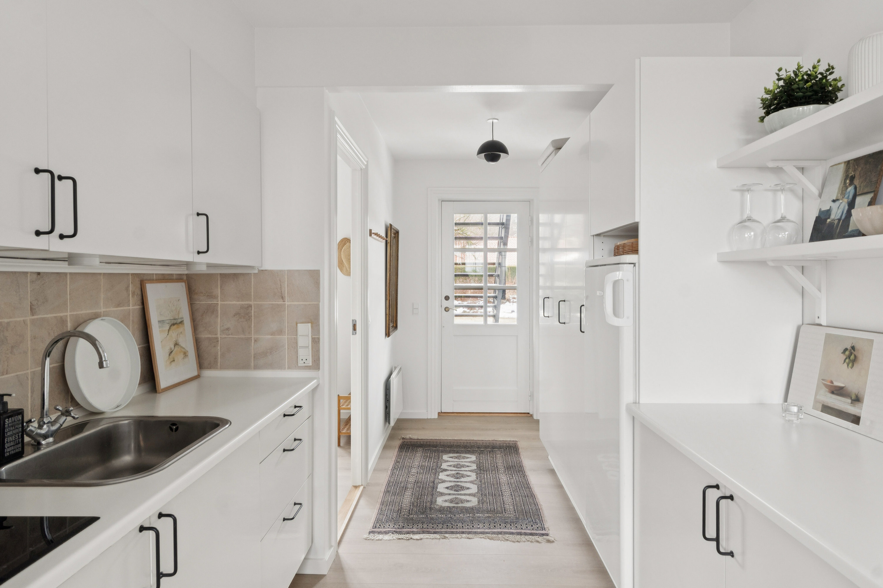 Fremhævet køkken billede i fuldskærmstilstand. Billede af Kystvej 34, st.. 8., 3100 Hornbæk