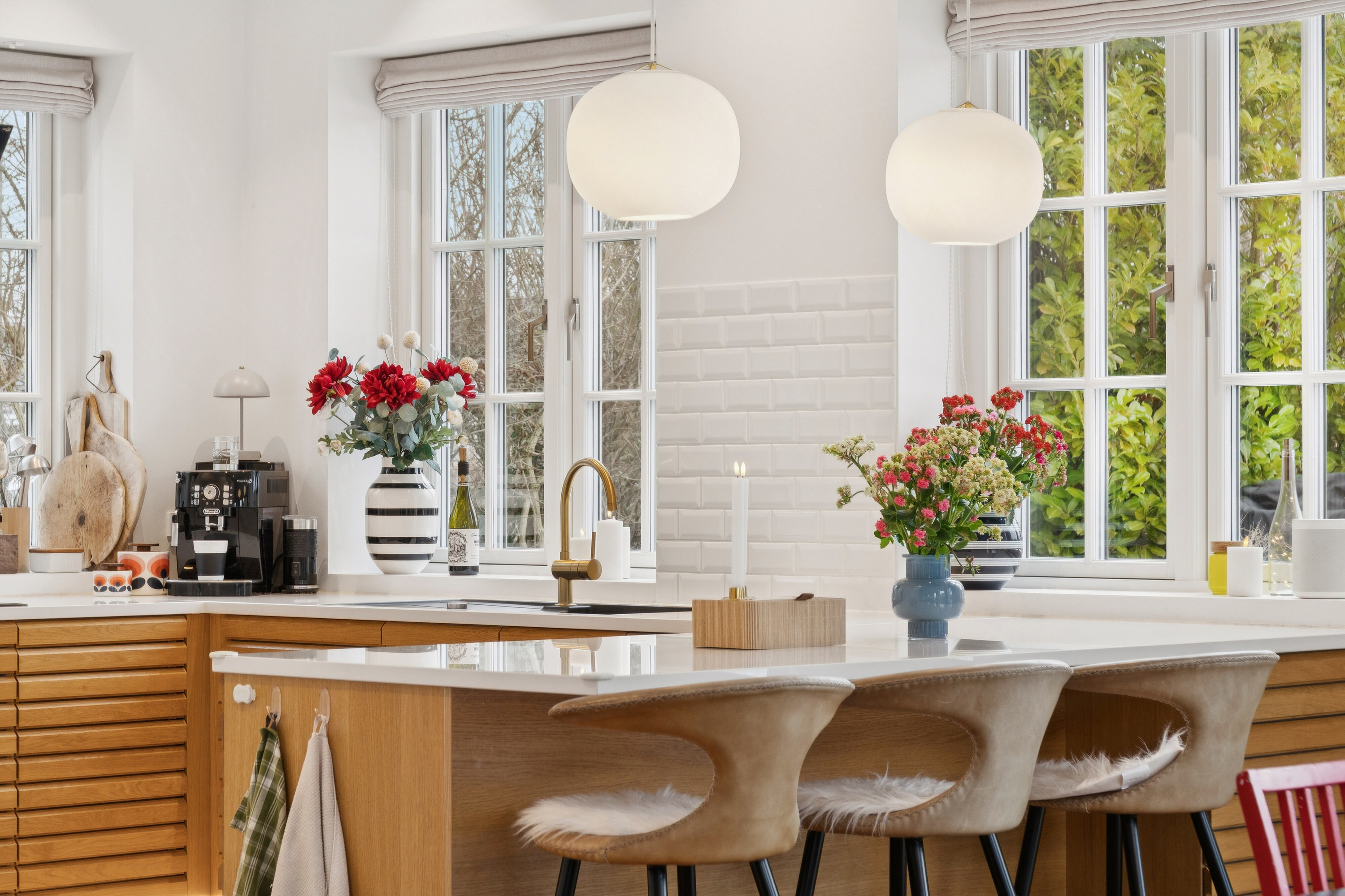 Fremhævet køkken billede i fuldskærmstilstand. Billede af Strøbyvej 28, 2650 Hvidovre