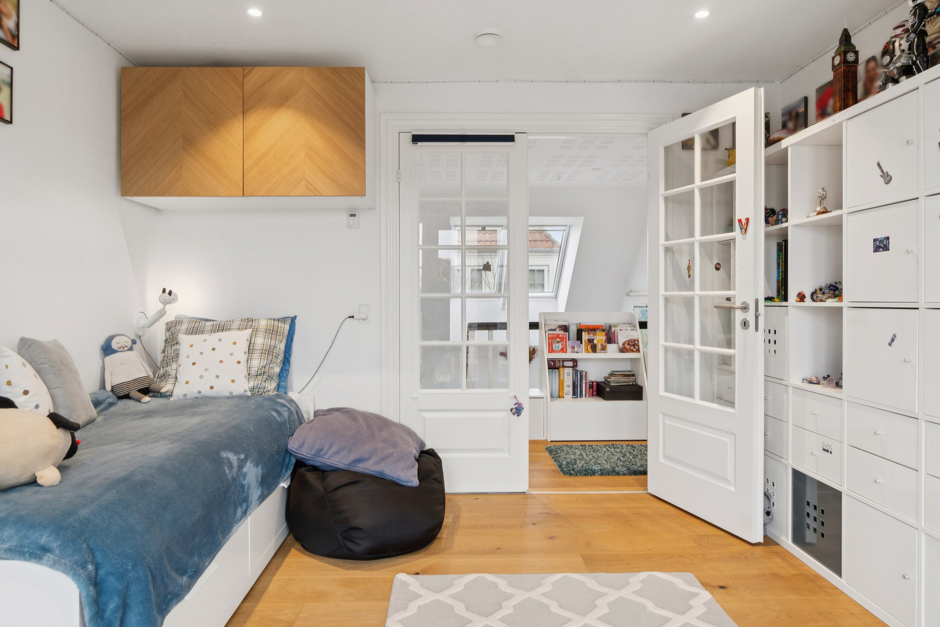 Fremhævet soveværelse billede i fuldskærmstilstand. Billede af Strøbyvej 28, 2650 Hvidovre