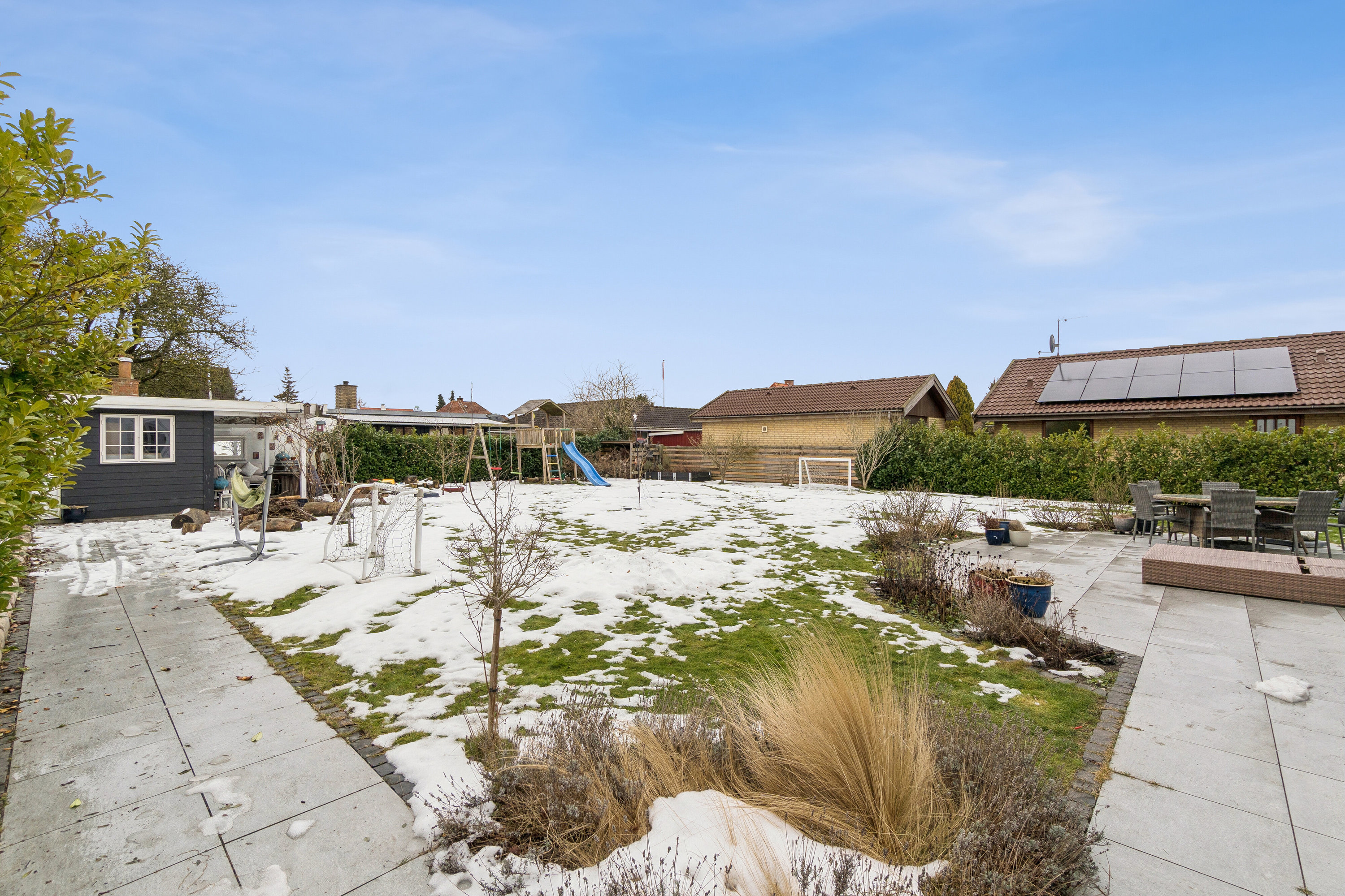 Fremhævet udendørs billede i fuldskærmstilstand. Billede af Strøbyvej 28, 2650 Hvidovre