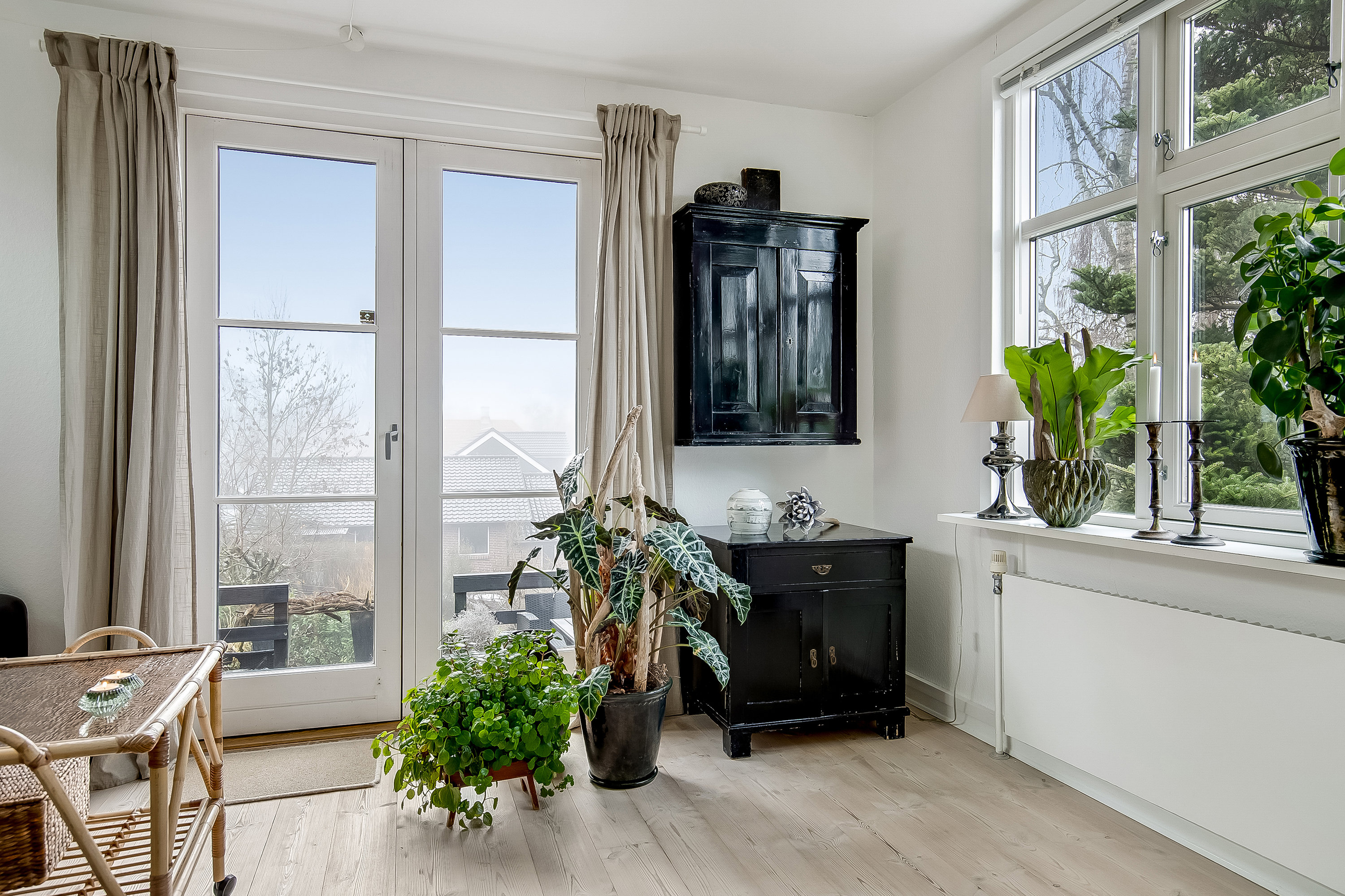 Fremhævet stue billede i fuldskærmstilstand. Billede af Søvej 6, Uhrhøj, 7100 Vejle