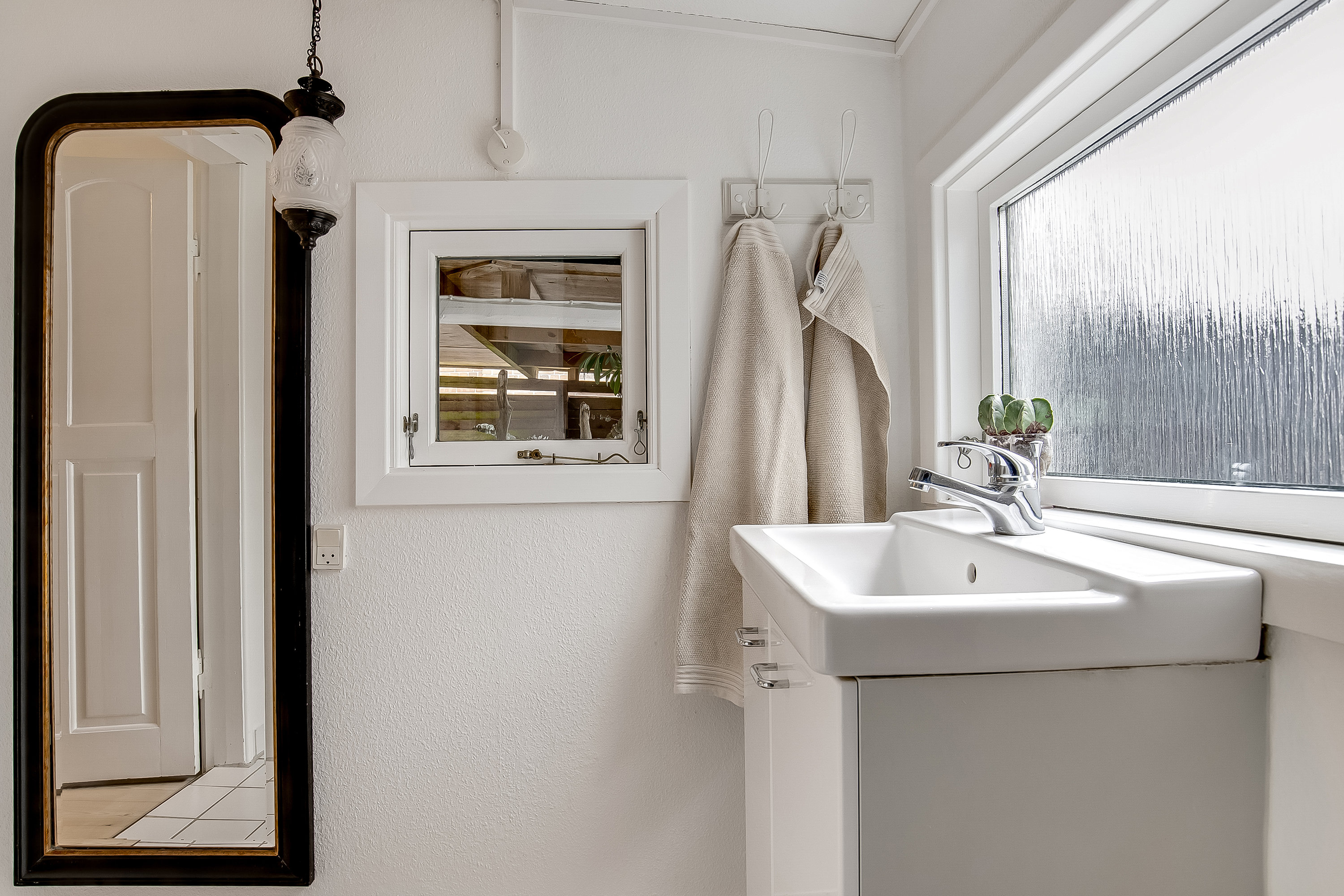 Fremhævet badeværelse billede i fuldskærmstilstand. Billede af Søvej 6, Uhrhøj, 7100 Vejle