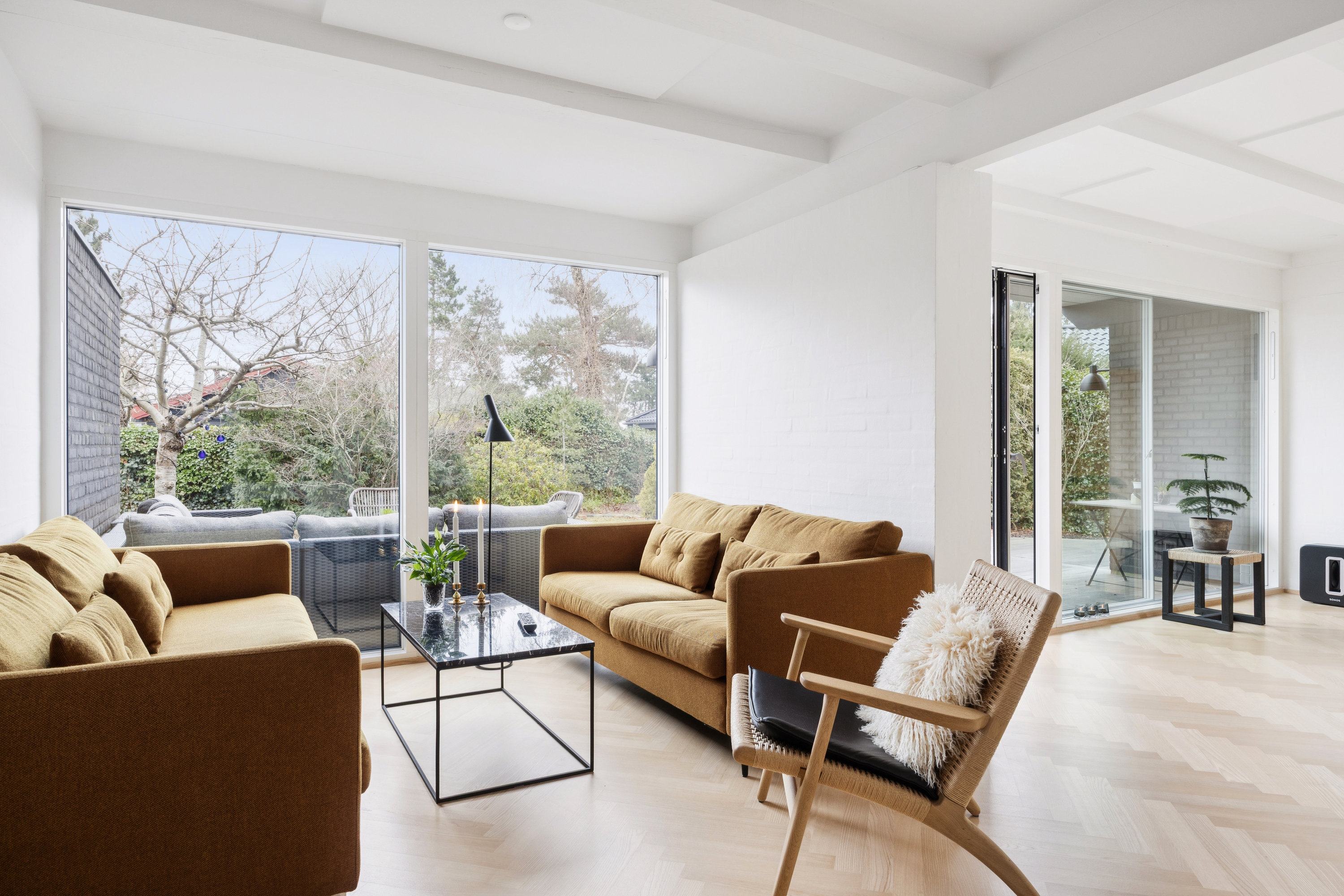 Fremhævet stue billede i fuldskærmstilstand. Billede af Greve Strandvej 93, 2670 Greve