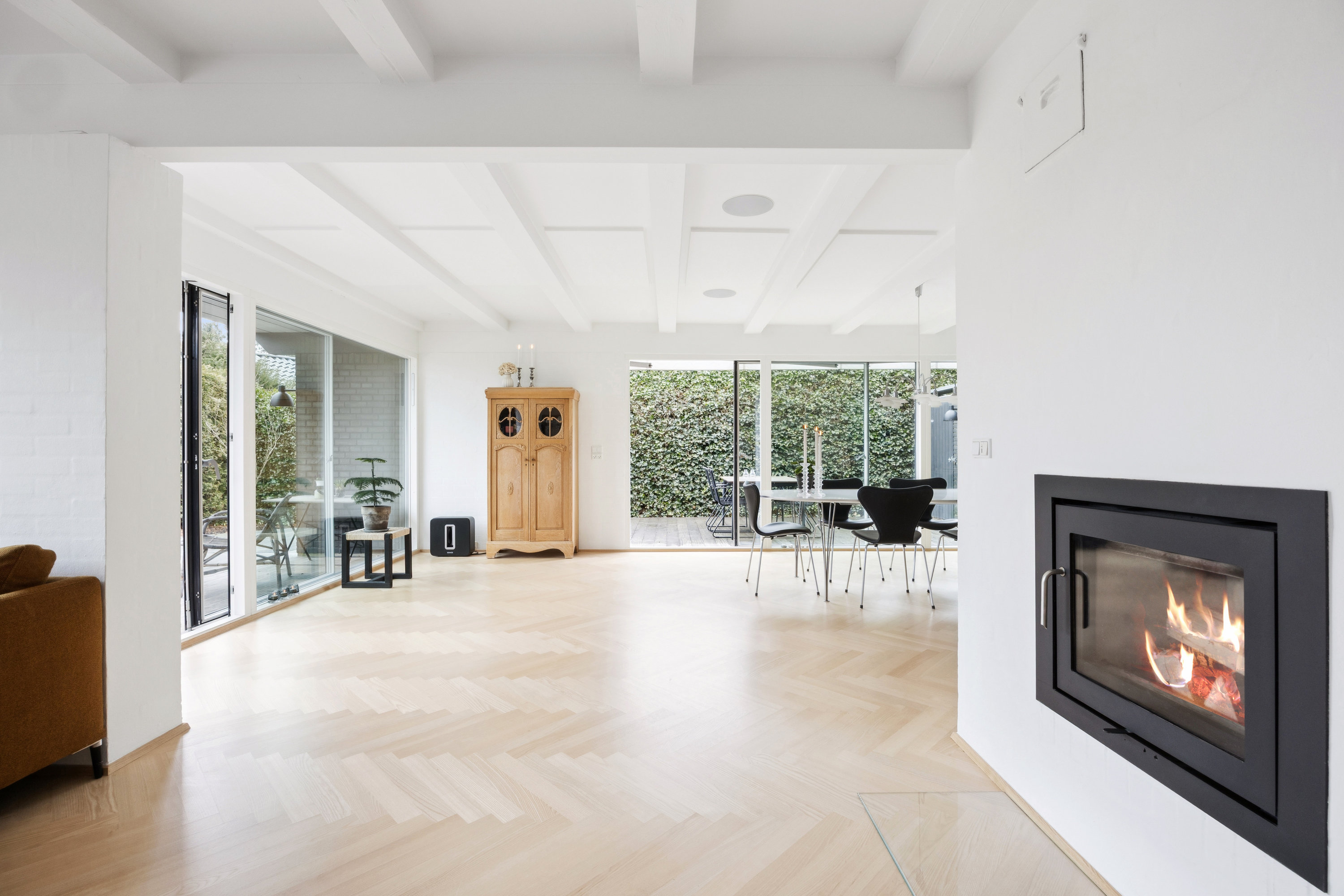 Fremhævet stue billede i fuldskærmstilstand. Billede af Greve Strandvej 93, 2670 Greve