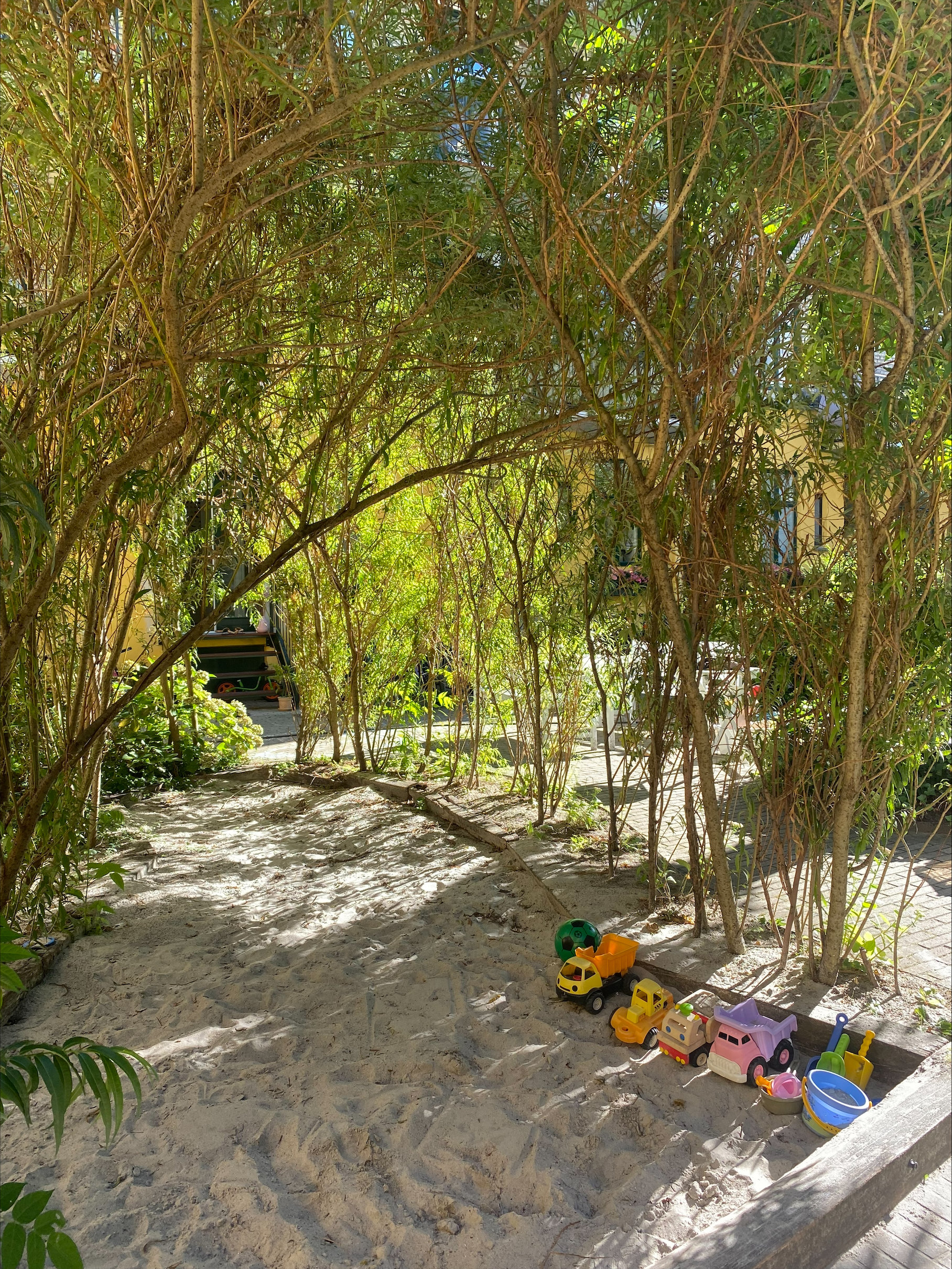 Fremhævet  billede i fuldskærmstilstand. Billede af Rosenvængets Allé 17A, st.., 2100 København Ø