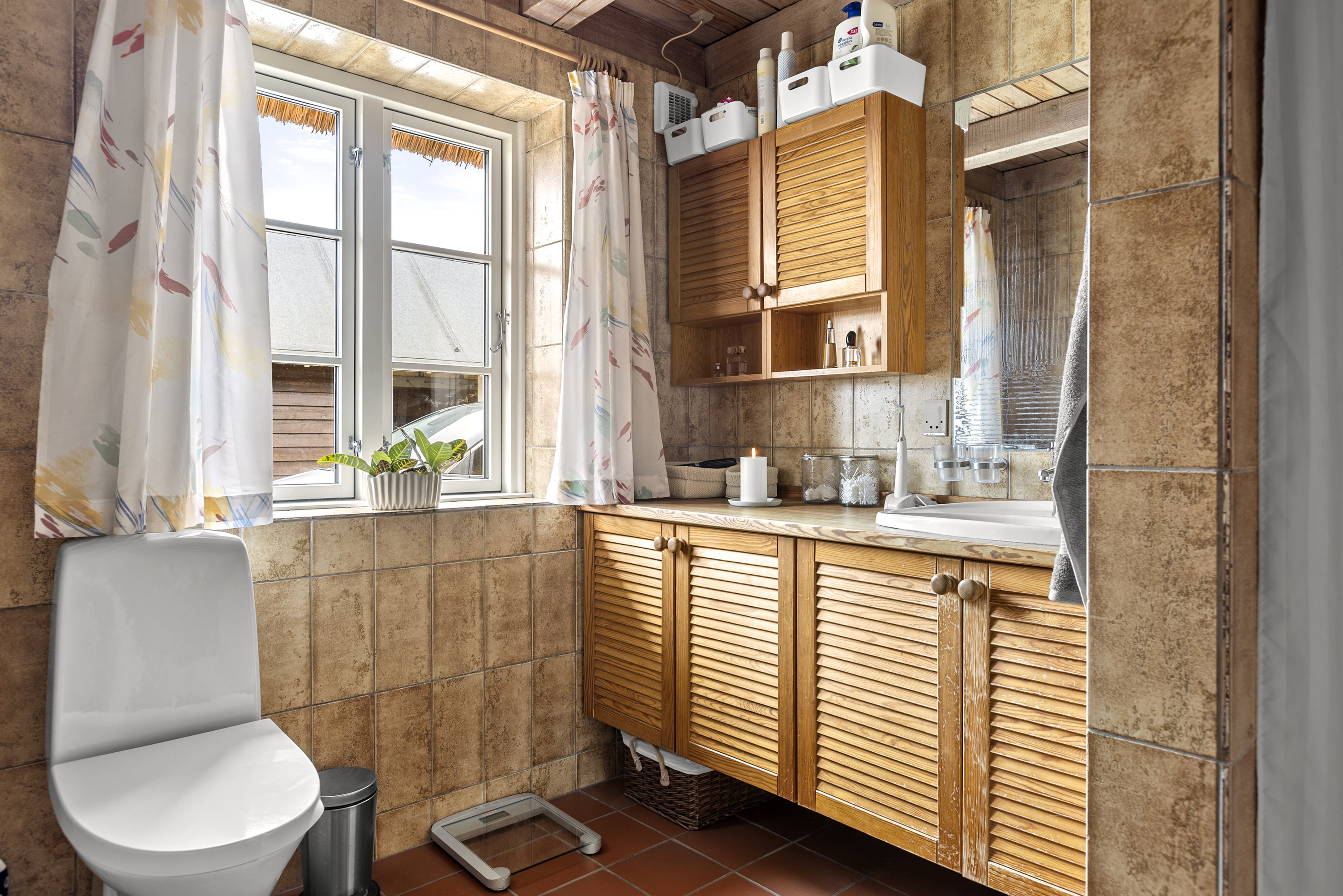 Fremhævet badeværelse billede i fuldskærmstilstand. Billede af Flinterupvej 27, Flinterup, 4180 Sorø