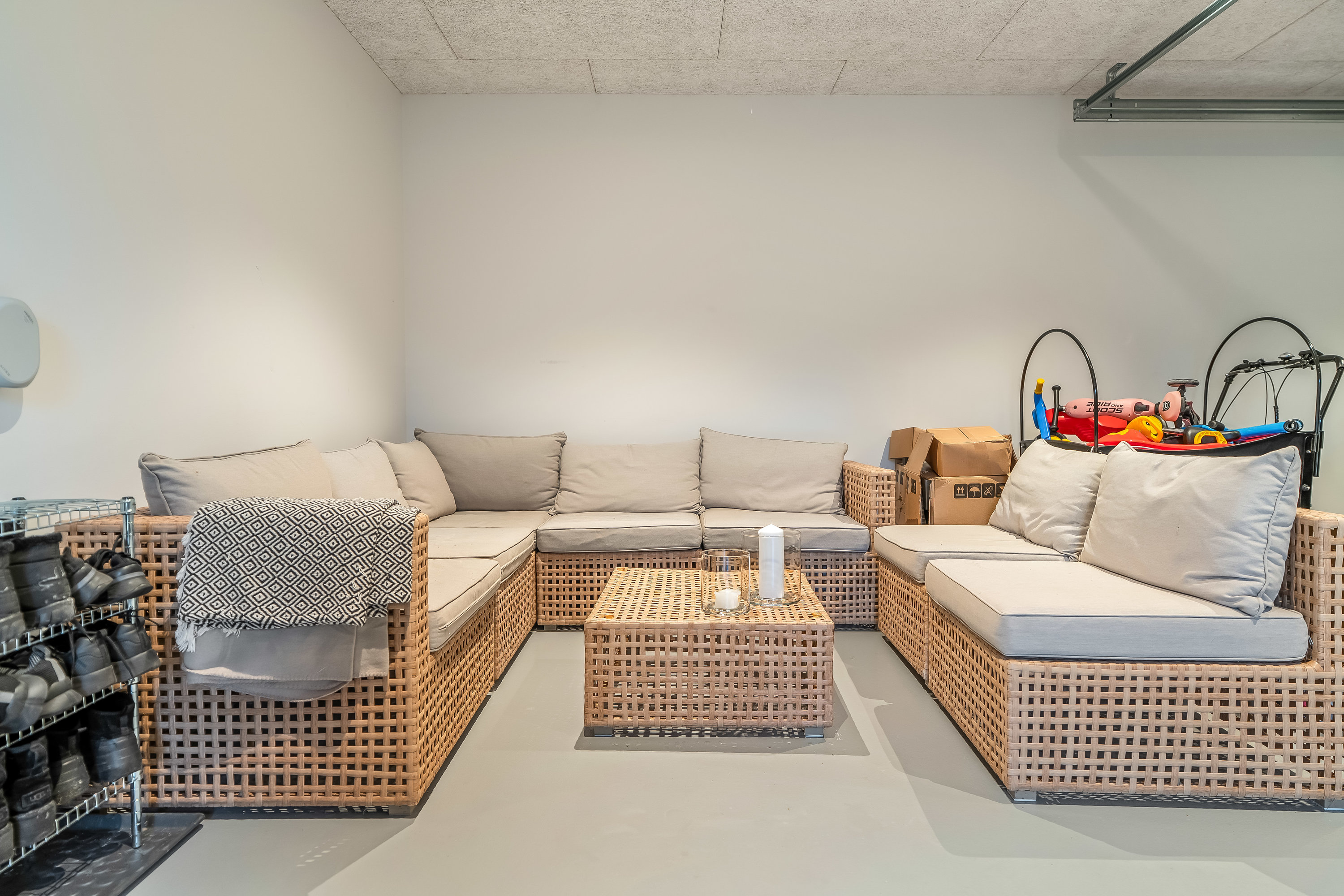 Fremhævet stue billede i fuldskærmstilstand. Billede af Amorbuen 4, 3400 Hillerød