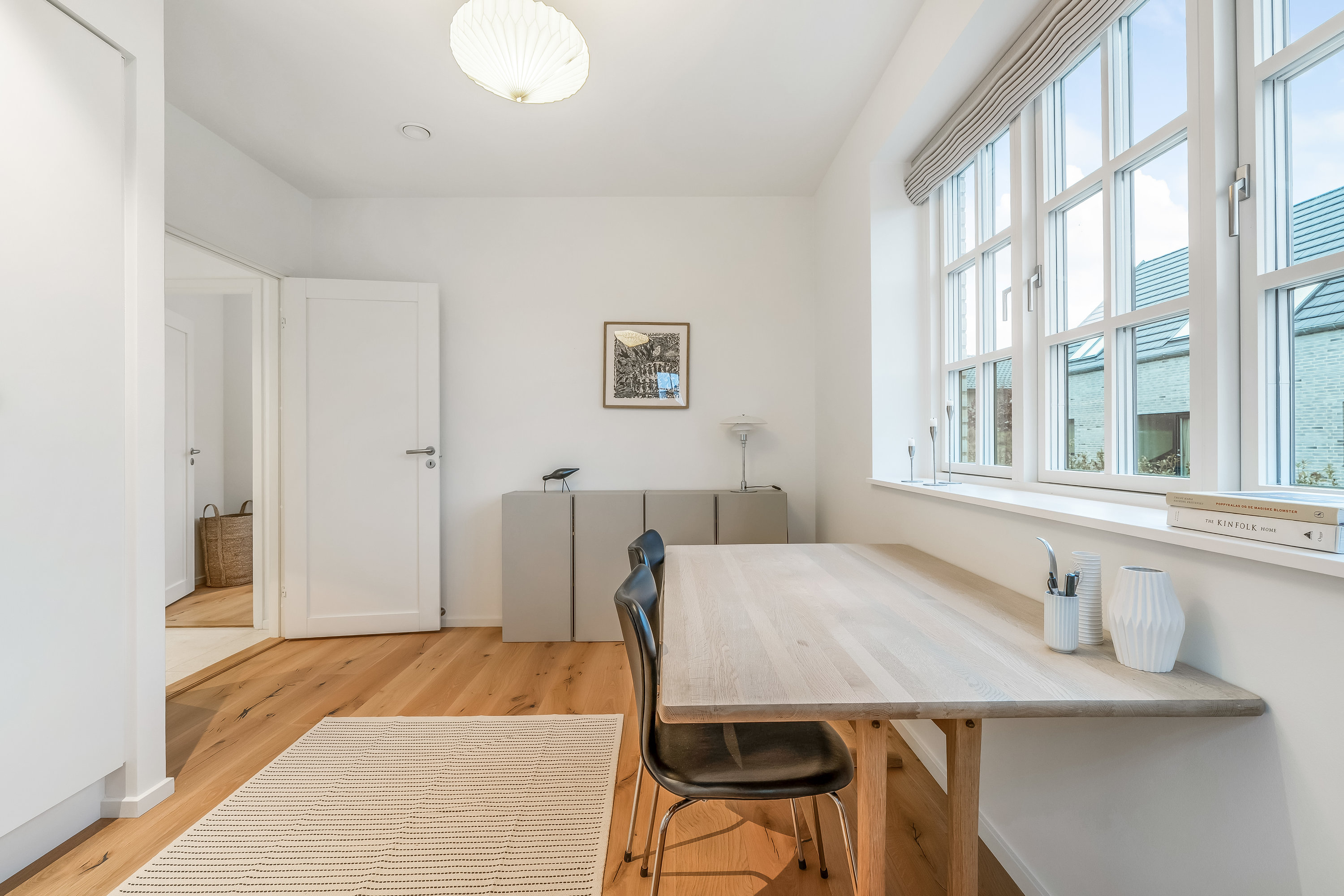 Fremhævet stue billede i fuldskærmstilstand. Billede af Amorbuen 4, 3400 Hillerød