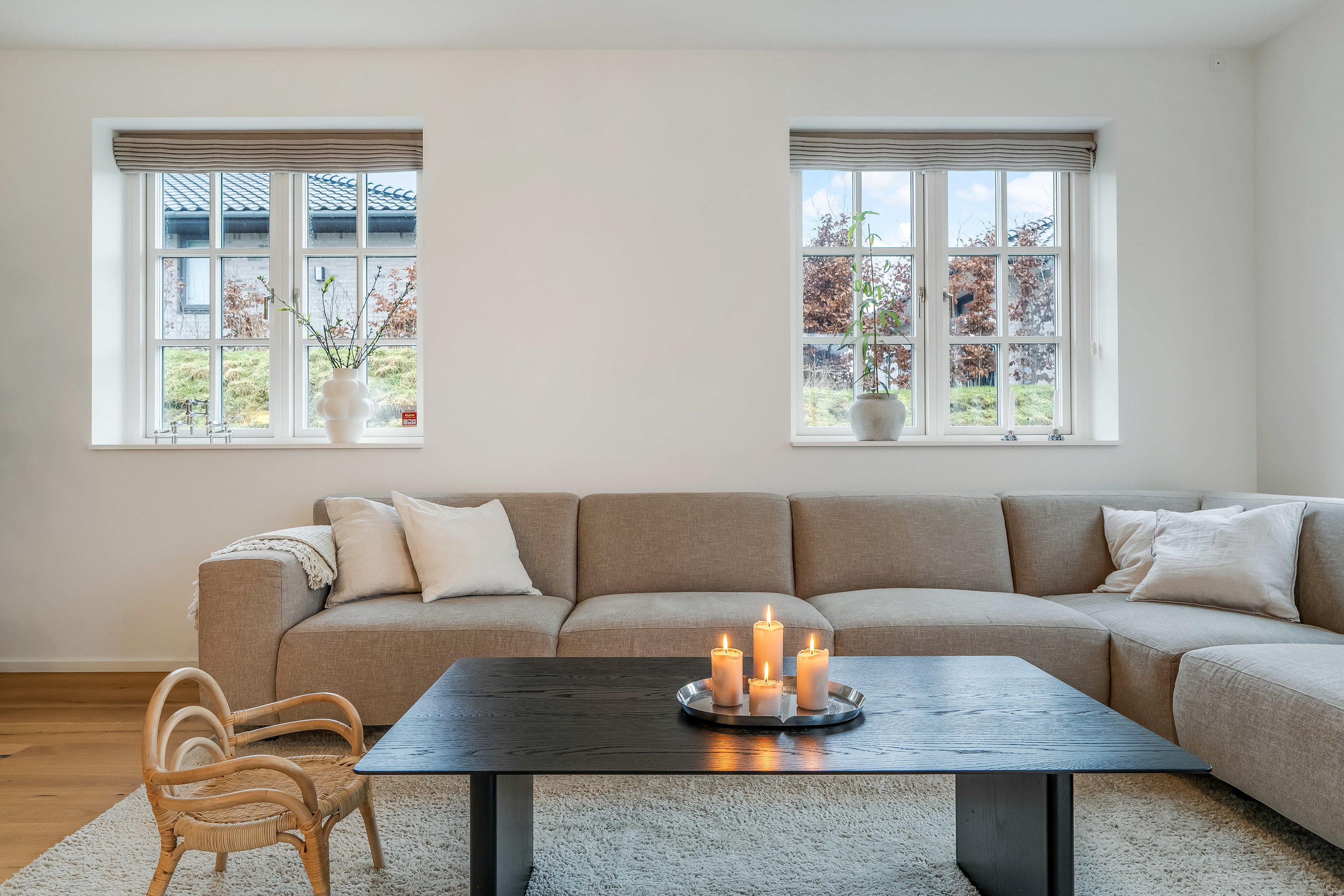 Fremhævet stue billede i fuldskærmstilstand. Billede af Amorbuen 4, 3400 Hillerød