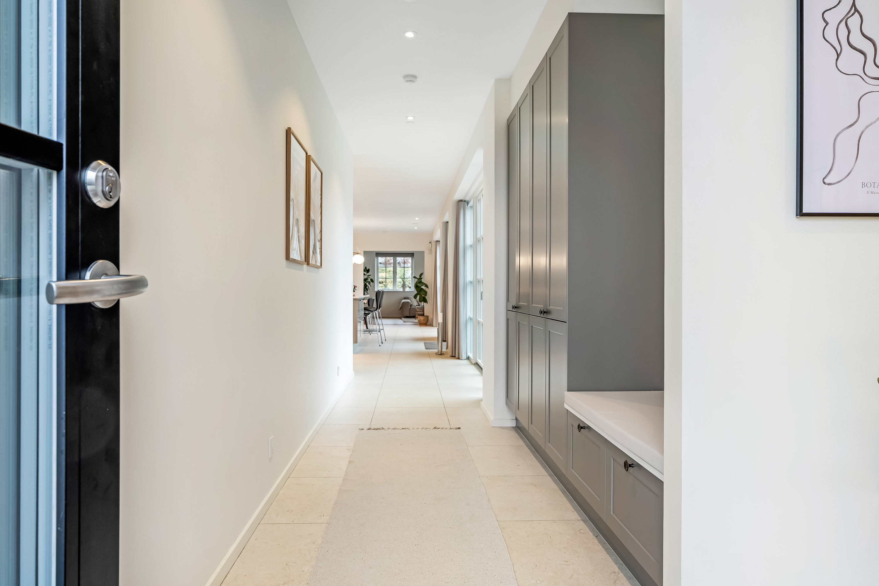 Fremhævet gang billede i fuldskærmstilstand. Billede af Amorbuen 4, 3400 Hillerød