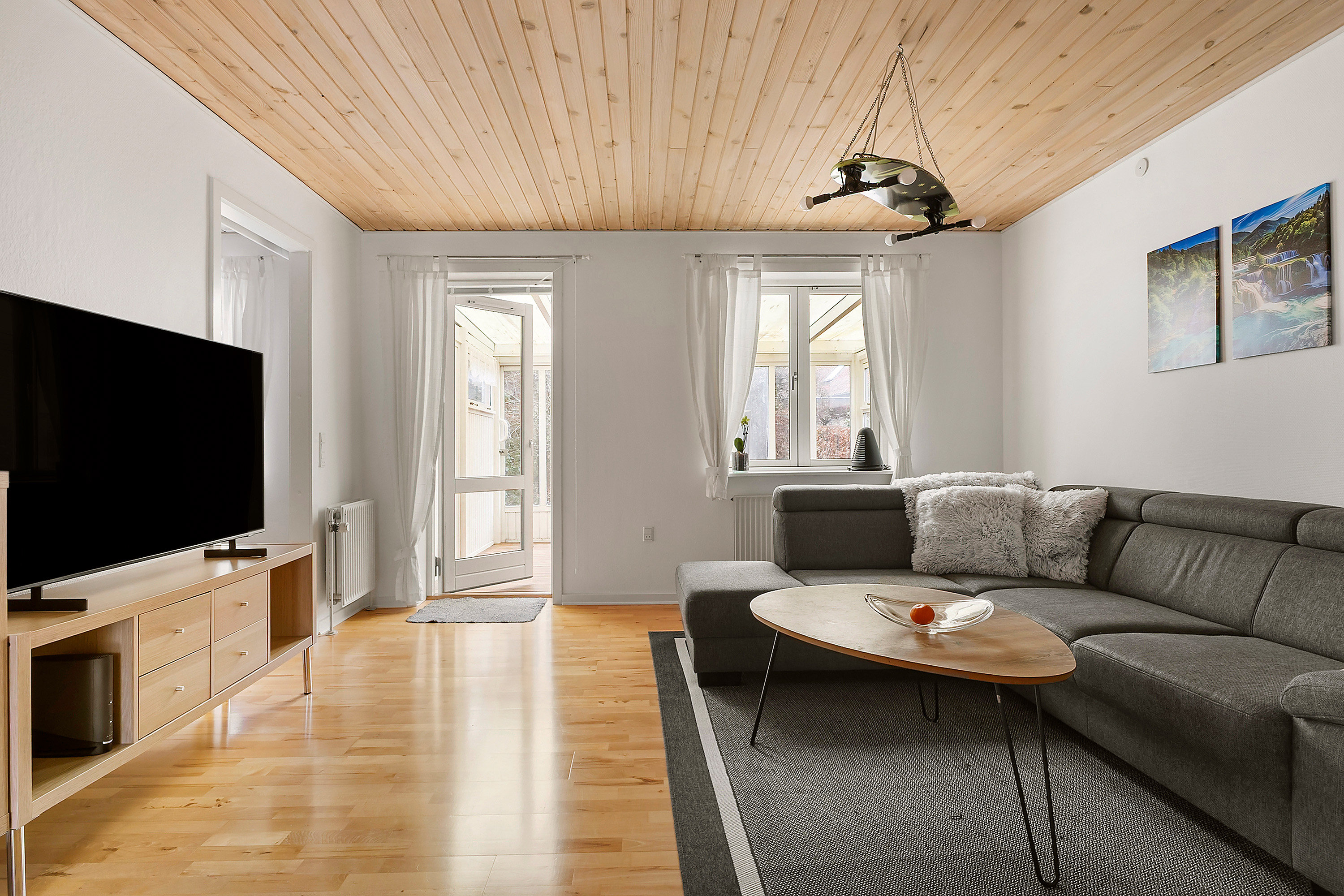 Fremhævet stue billede i fuldskærmstilstand. Billede af Sdr Tingvej 2K, 6630 Rødding