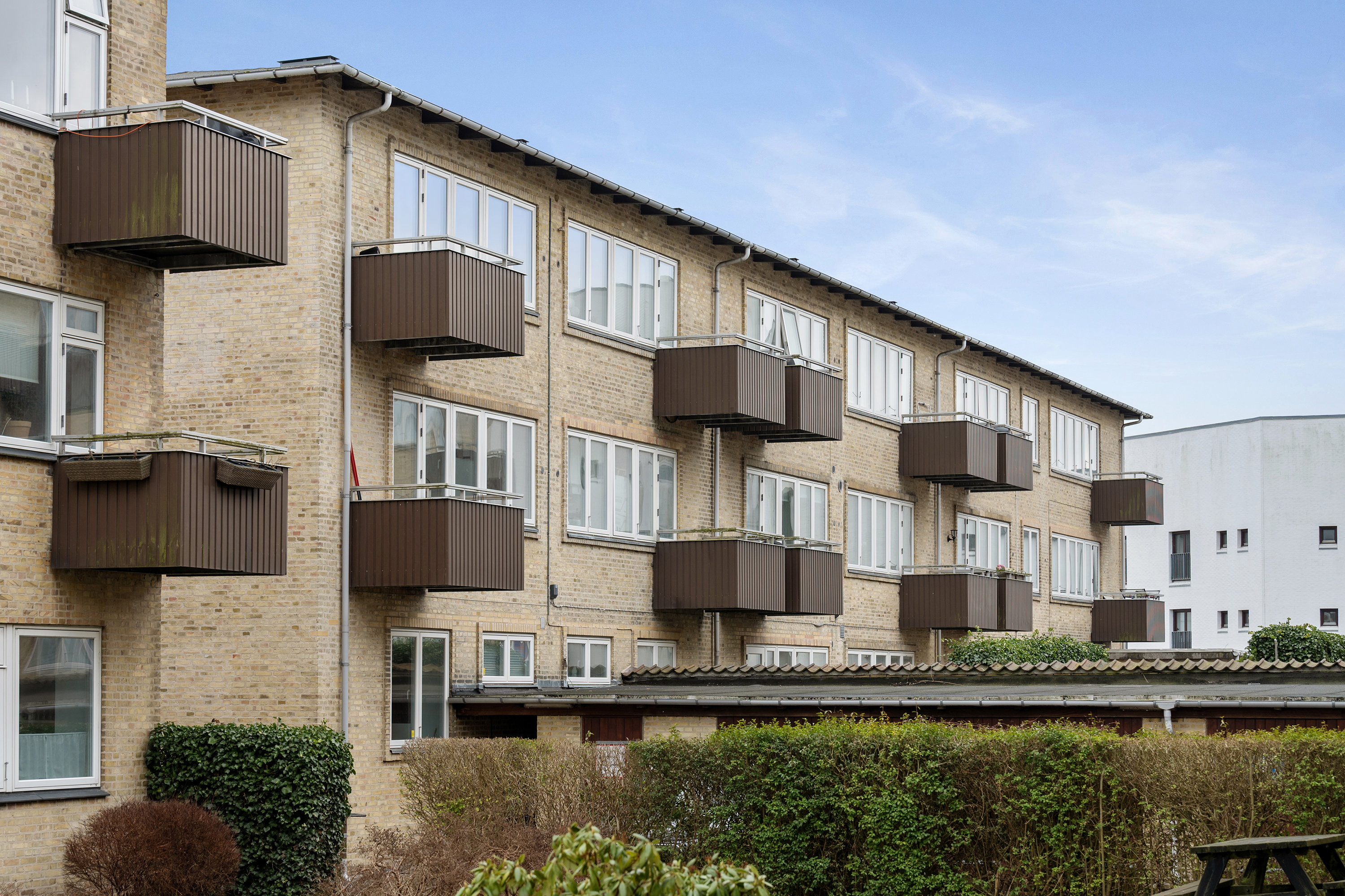 Fremhævet ejendommen billede i fuldskærmstilstand. Billede af Skodsborg Strandvej 155B, 1. th., 2942 Skodsborg