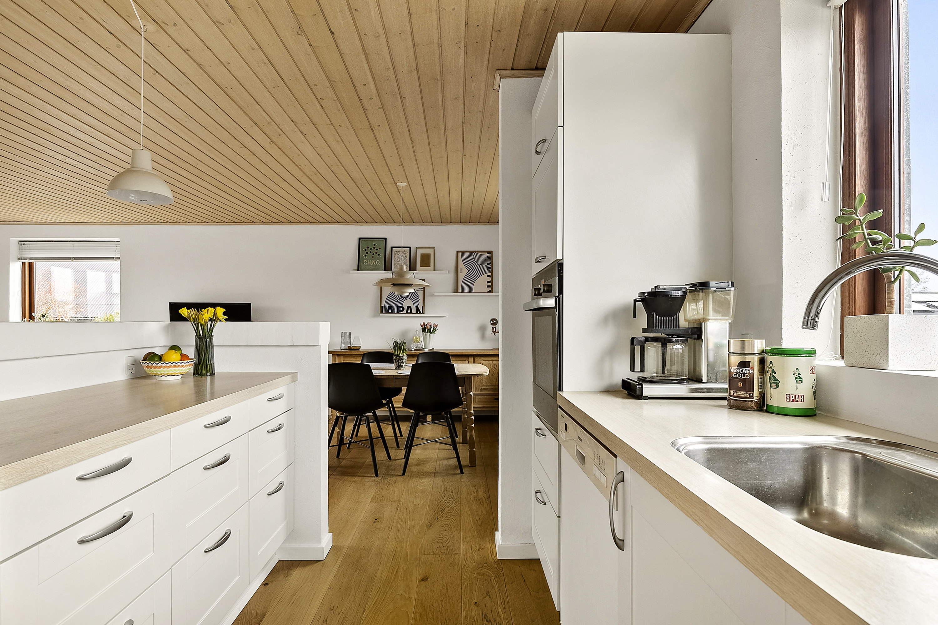 Fremhævet køkken billede i fuldskærmstilstand. Billede af Vester Alle 11, 8362 Hørning