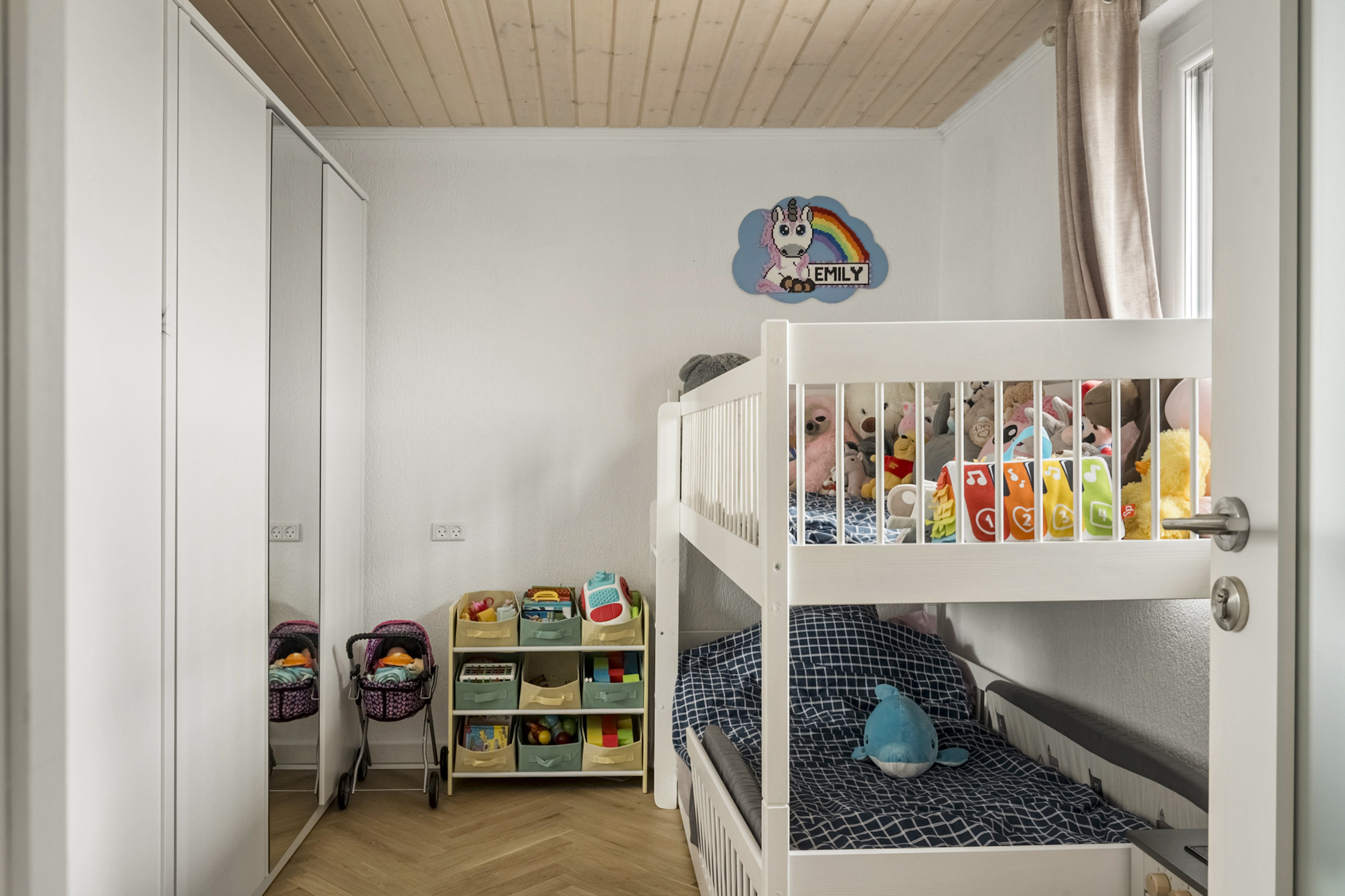 Fremhævet soveværelse billede i fuldskærmstilstand. Billede af Bonnesigvej 23, Resen, 7600 Struer