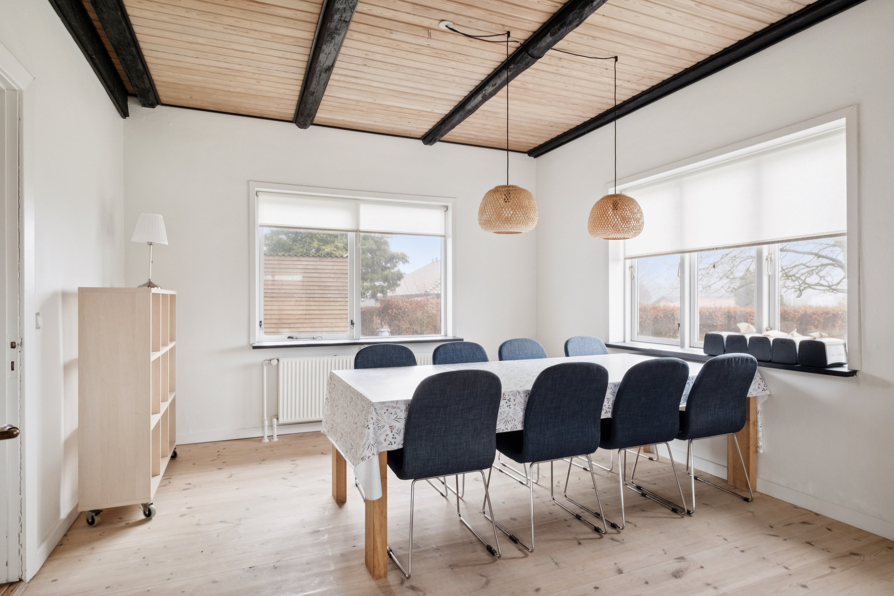 Fremhævet stue billede i fuldskærmstilstand. Billede af Vindblæsvej 39, 9670 Løgstør