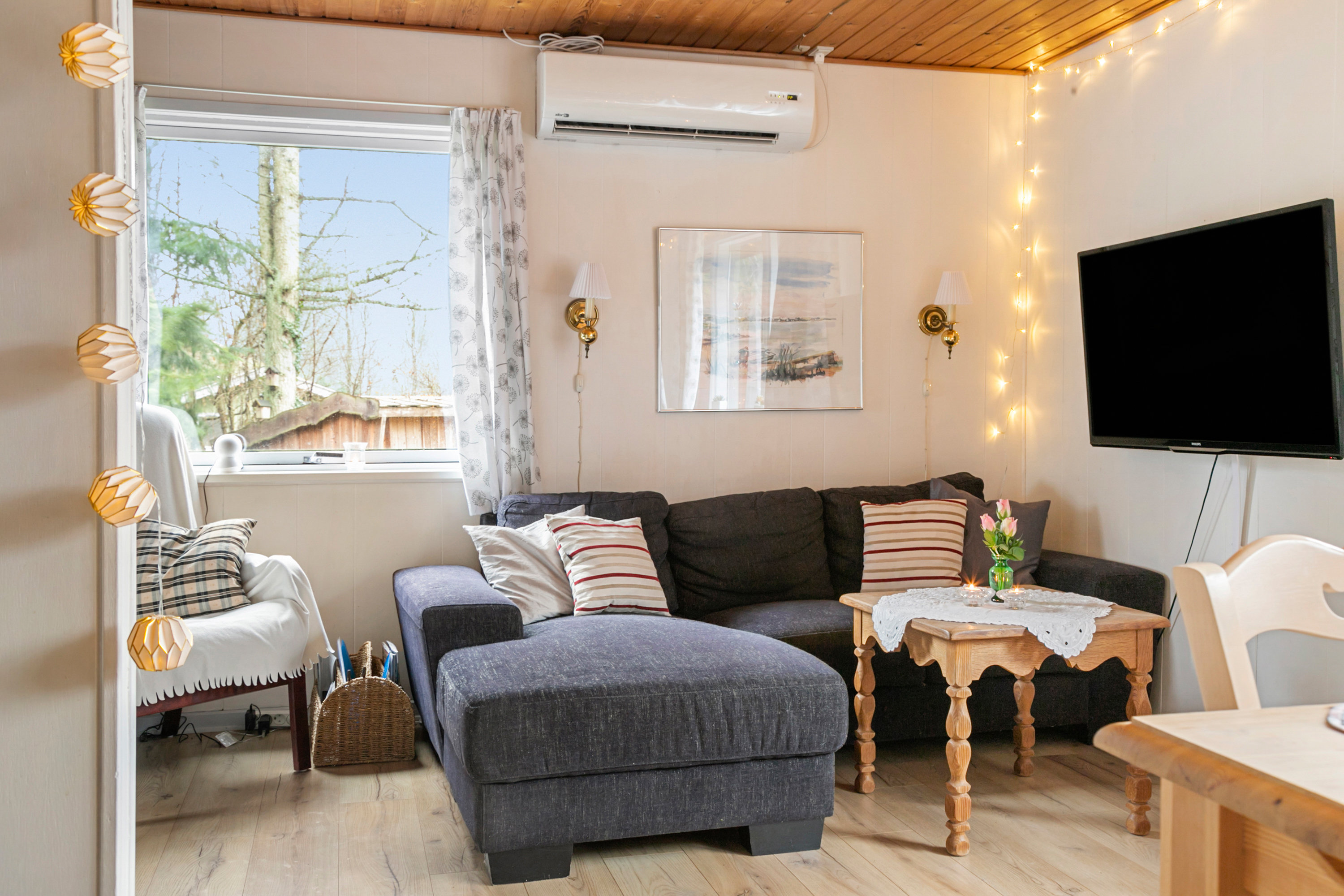 Fremhævet stue billede i fuldskærmstilstand. Billede af Illeris 114, Hvalpsund, 9640 Farsø