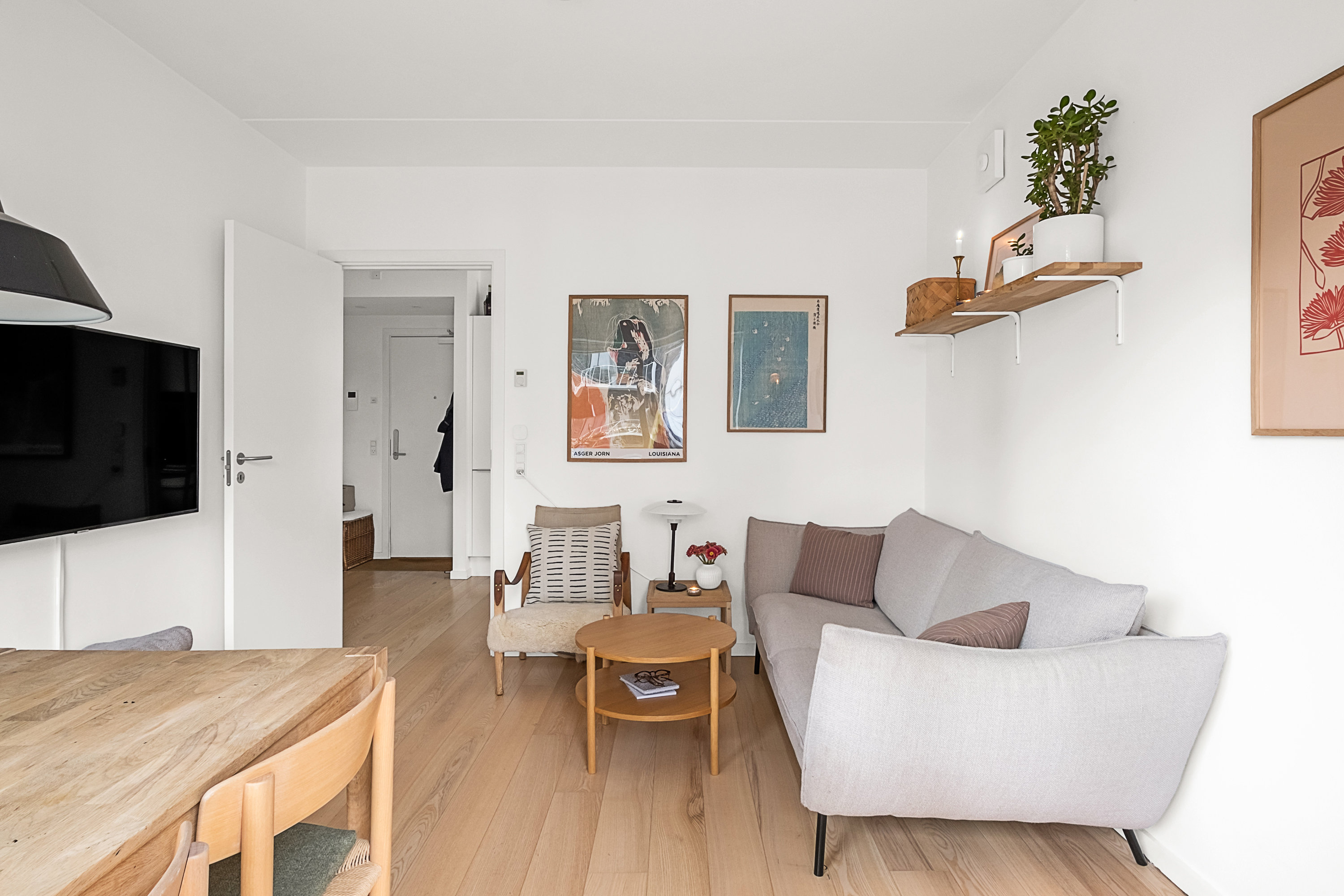 Fremhævet stue billede i fuldskærmstilstand. Billede af Åhusene 7, 3. 5., 8000 Aarhus C