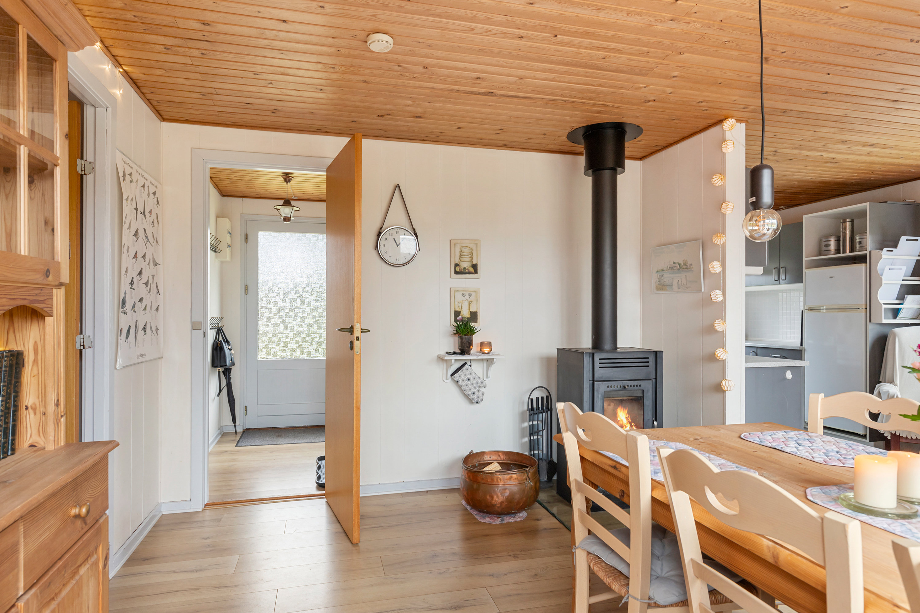 Fremhævet stue billede i fuldskærmstilstand. Billede af Illeris 114, Hvalpsund, 9640 Farsø