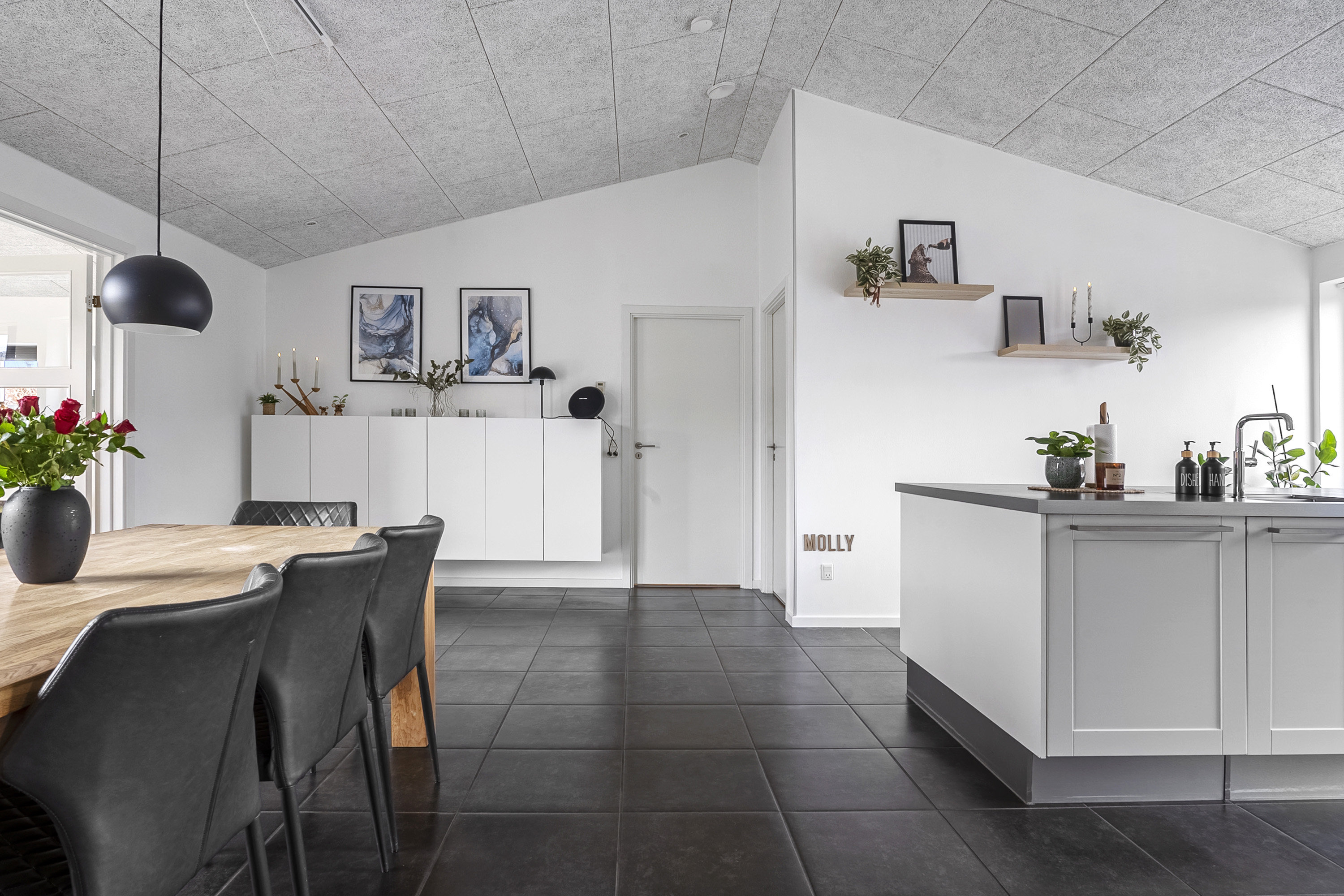 Fremhævet køkken billede i fuldskærmstilstand. Billede af Tværvej 25, 8783 Hornsyld