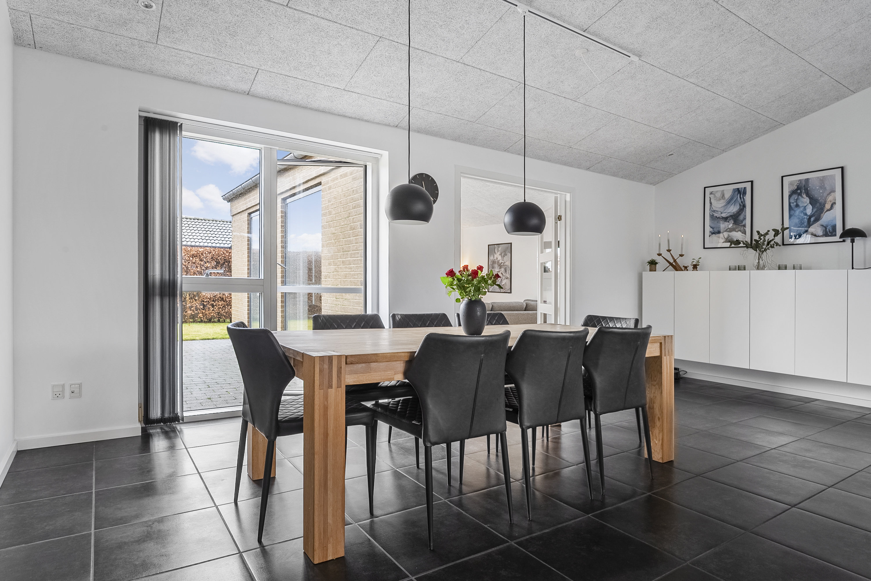 Fremhævet spisestue billede i fuldskærmstilstand. Billede af Tværvej 25, 8783 Hornsyld