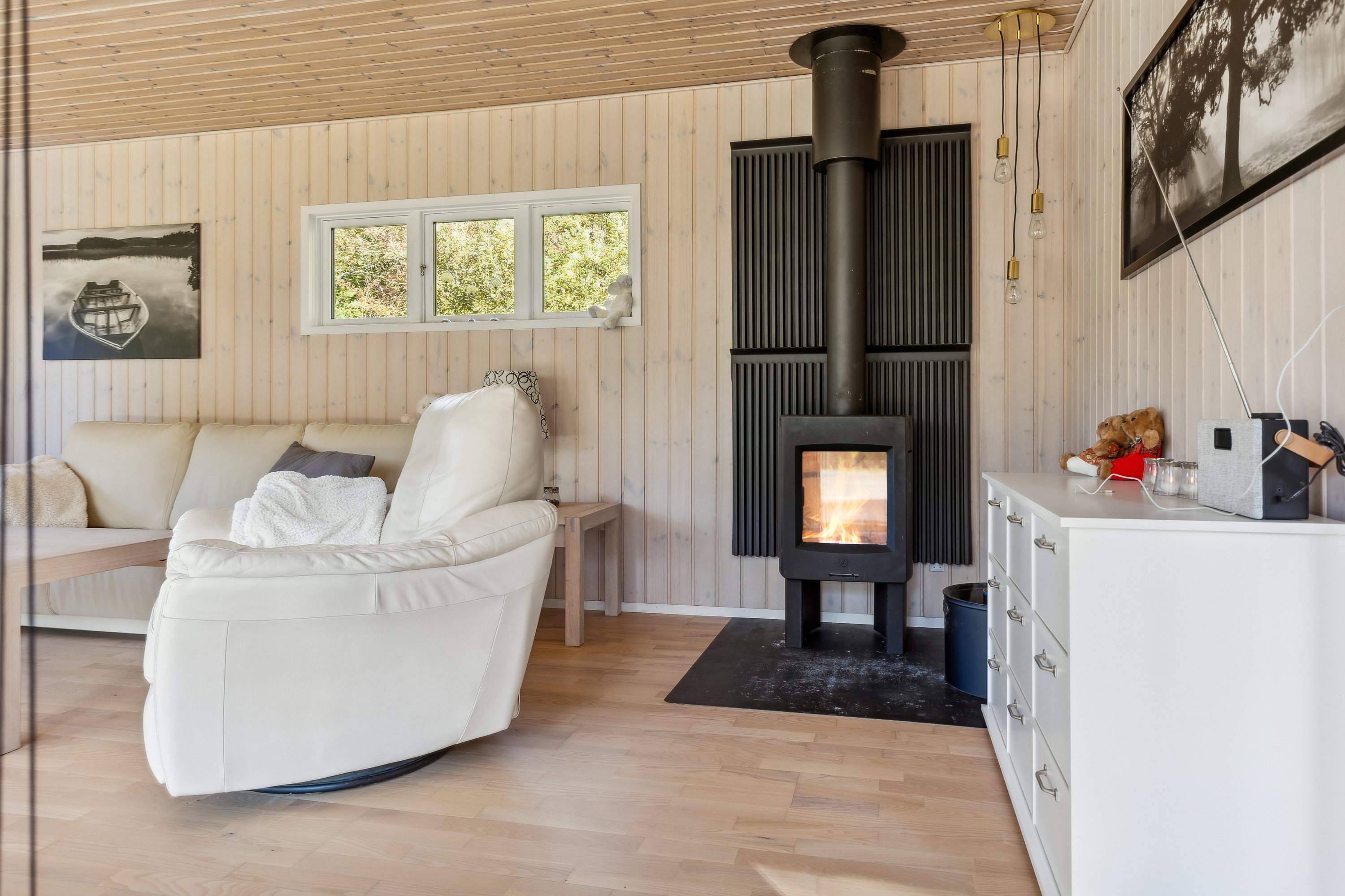 Fremhævet stue billede i fuldskærmstilstand. Billede af Enghavevej 33, 4593 Eskebjerg