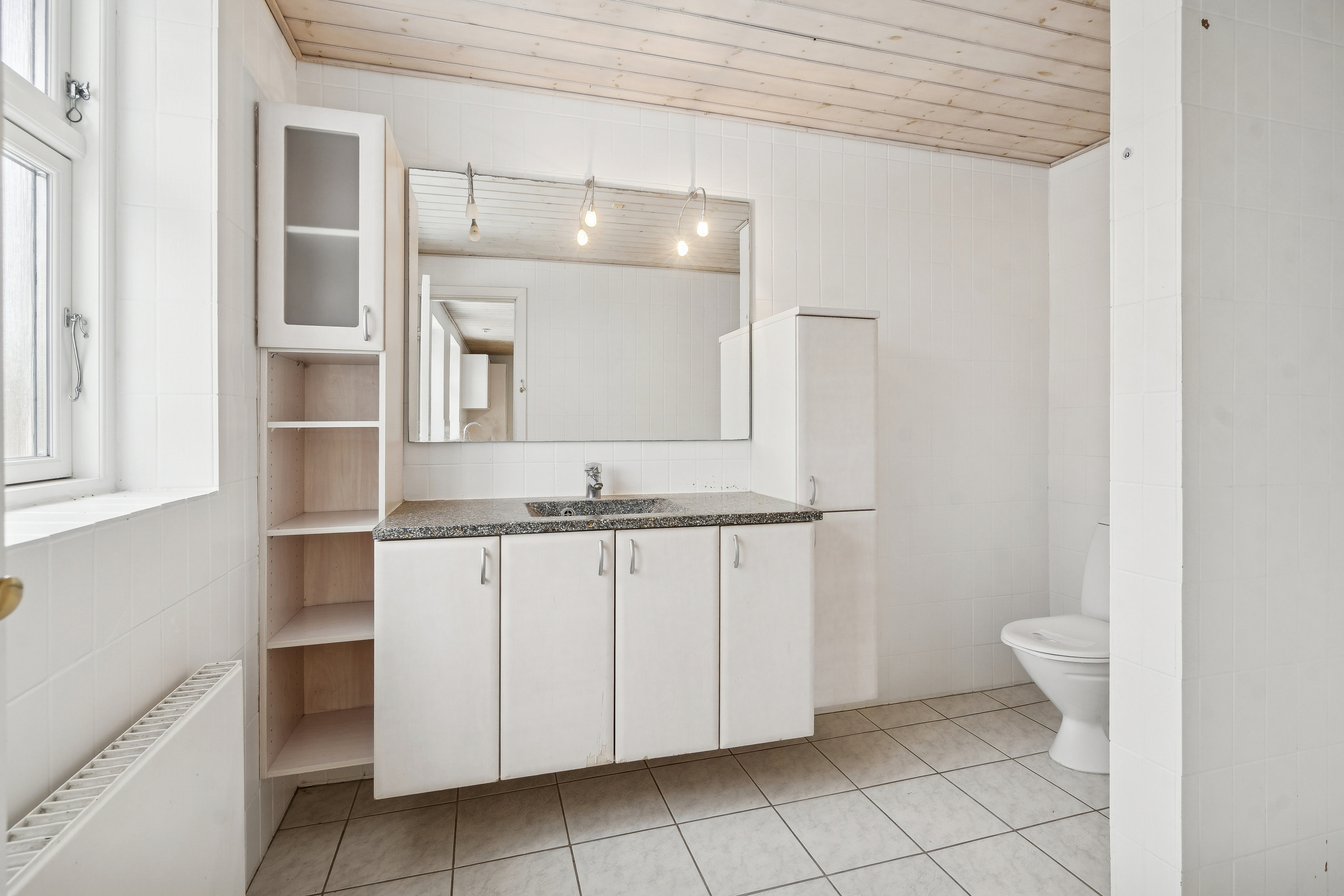 Fremhævet badeværelse billede i fuldskærmstilstand. Billede af Bavnedamvej 20, Elmelund, 5200 Odense V