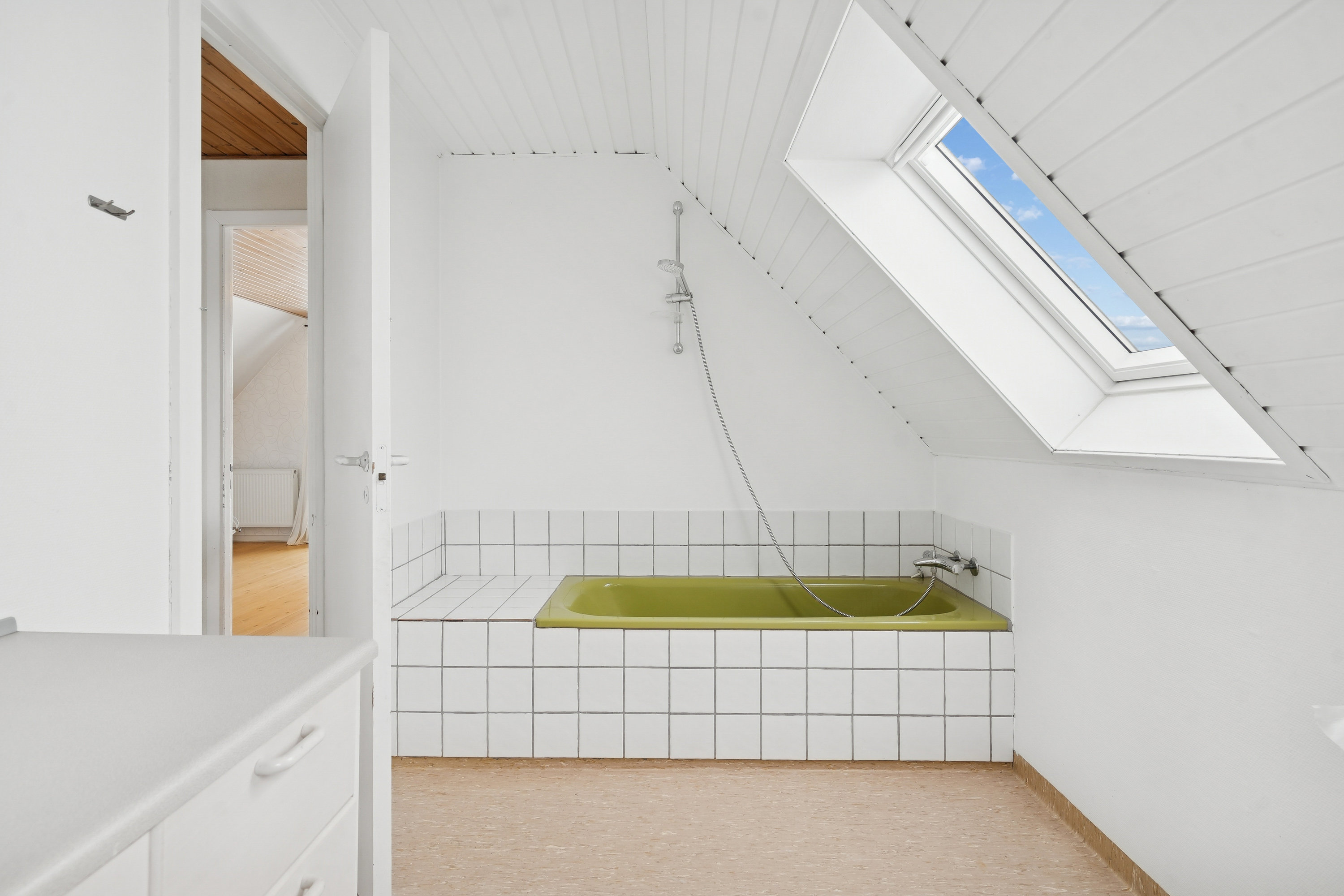 Fremhævet badeværelse billede i fuldskærmstilstand. Billede af Bavnedamvej 20, Elmelund, 5200 Odense V