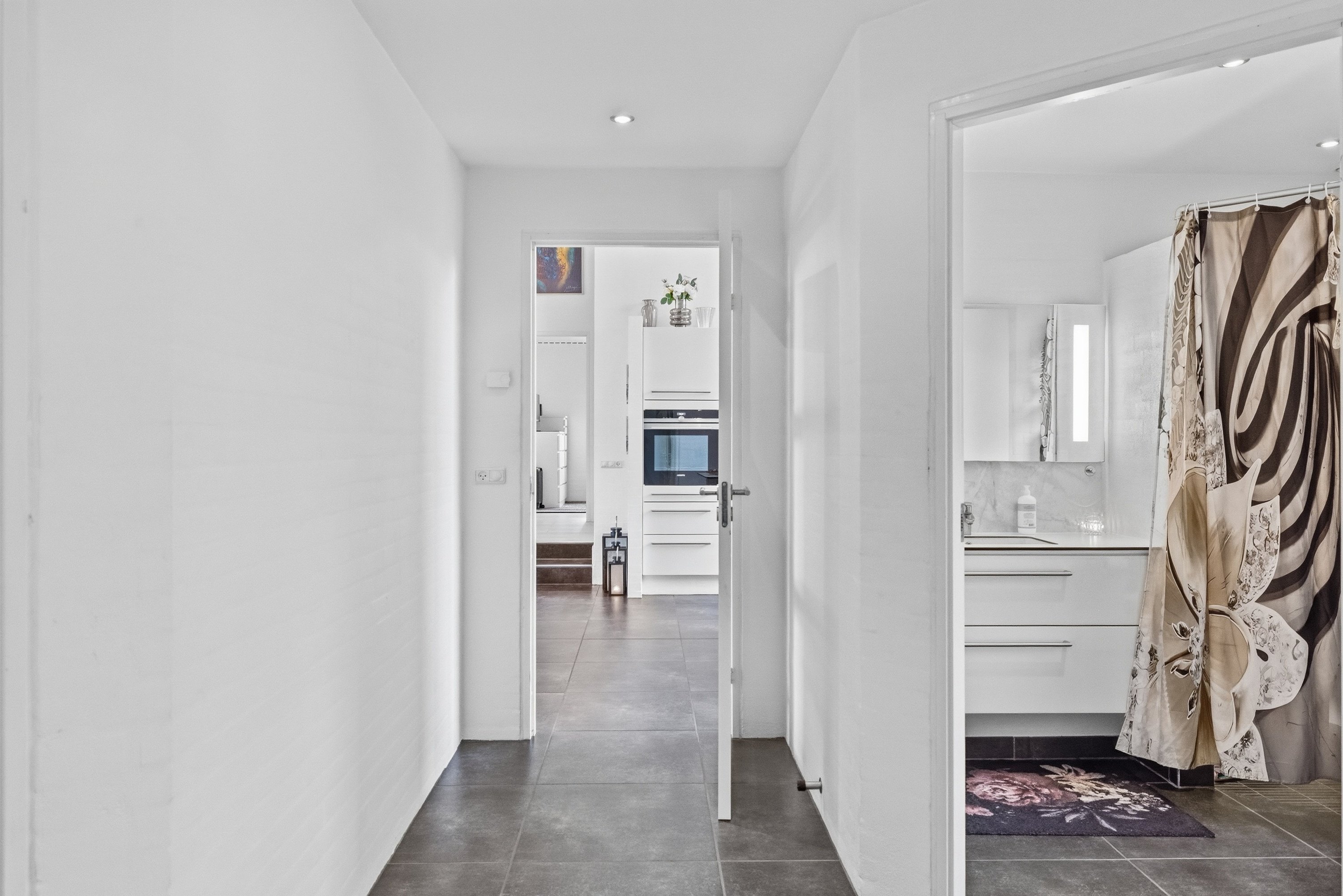 Fremhævet  billede i fuldskærmstilstand. Billede af Østervænget 14, 8381 Tilst