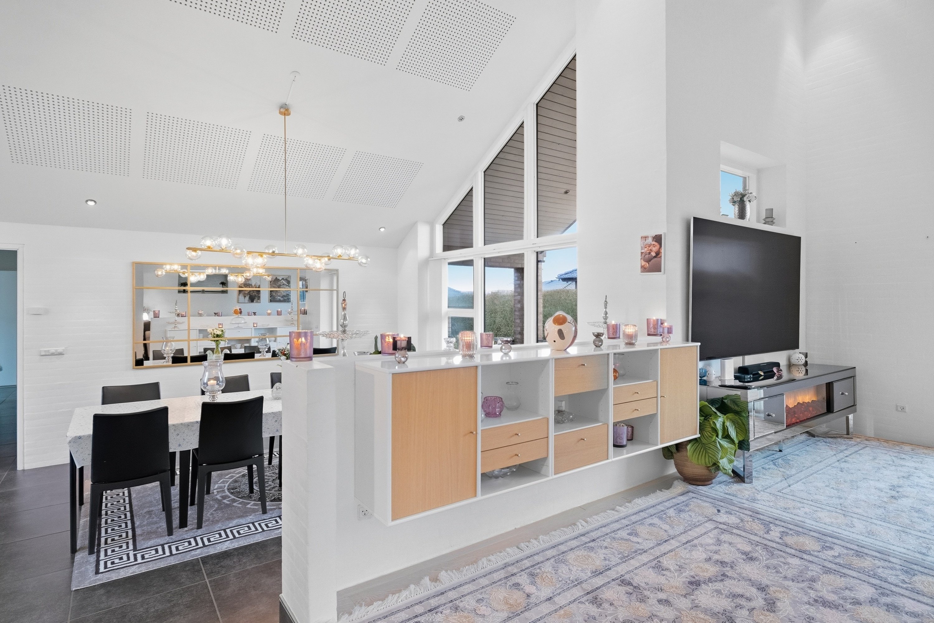 Fremhævet  billede i fuldskærmstilstand. Billede af Østervænget 14, 8381 Tilst