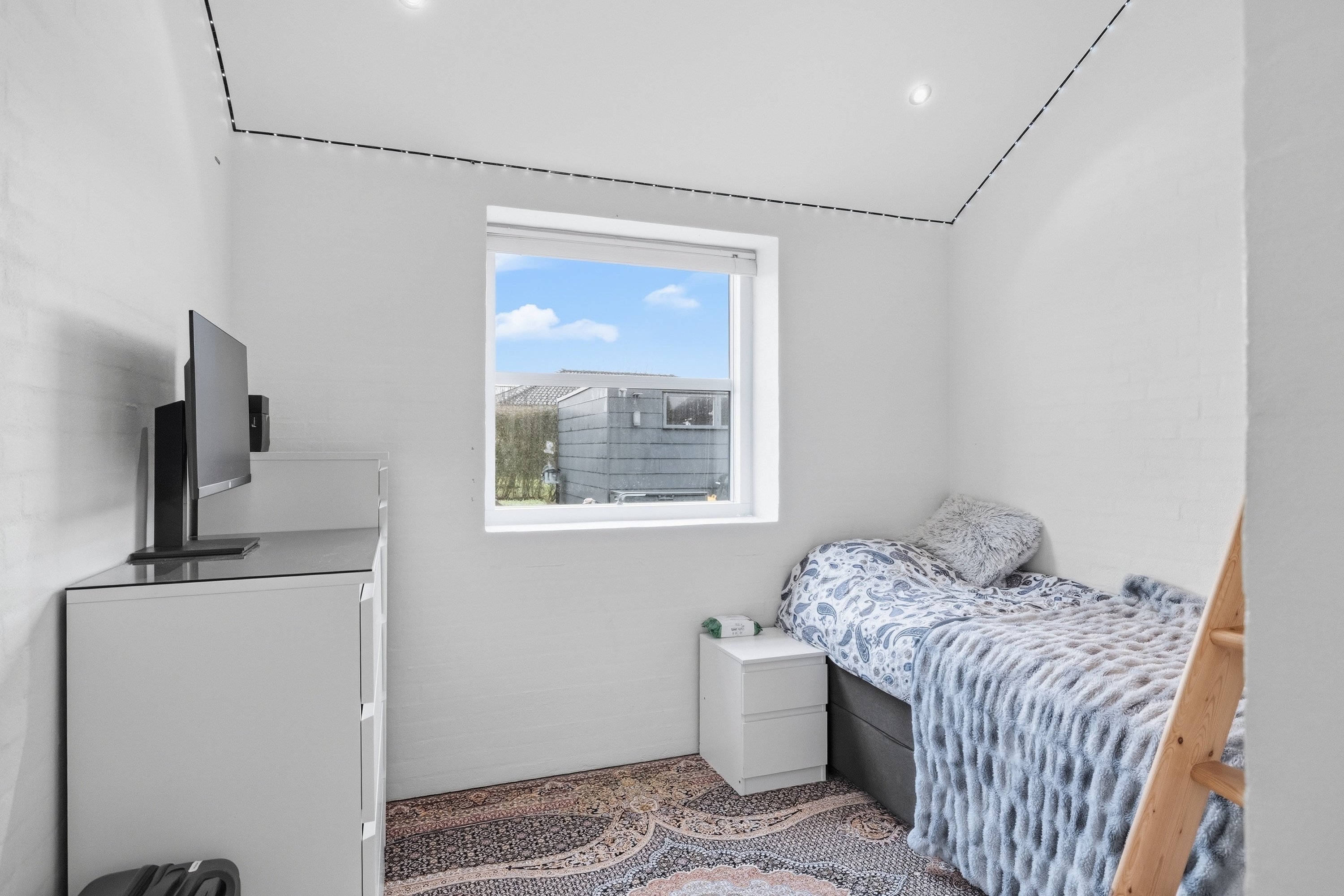 Fremhævet  billede i fuldskærmstilstand. Billede af Østervænget 14, 8381 Tilst