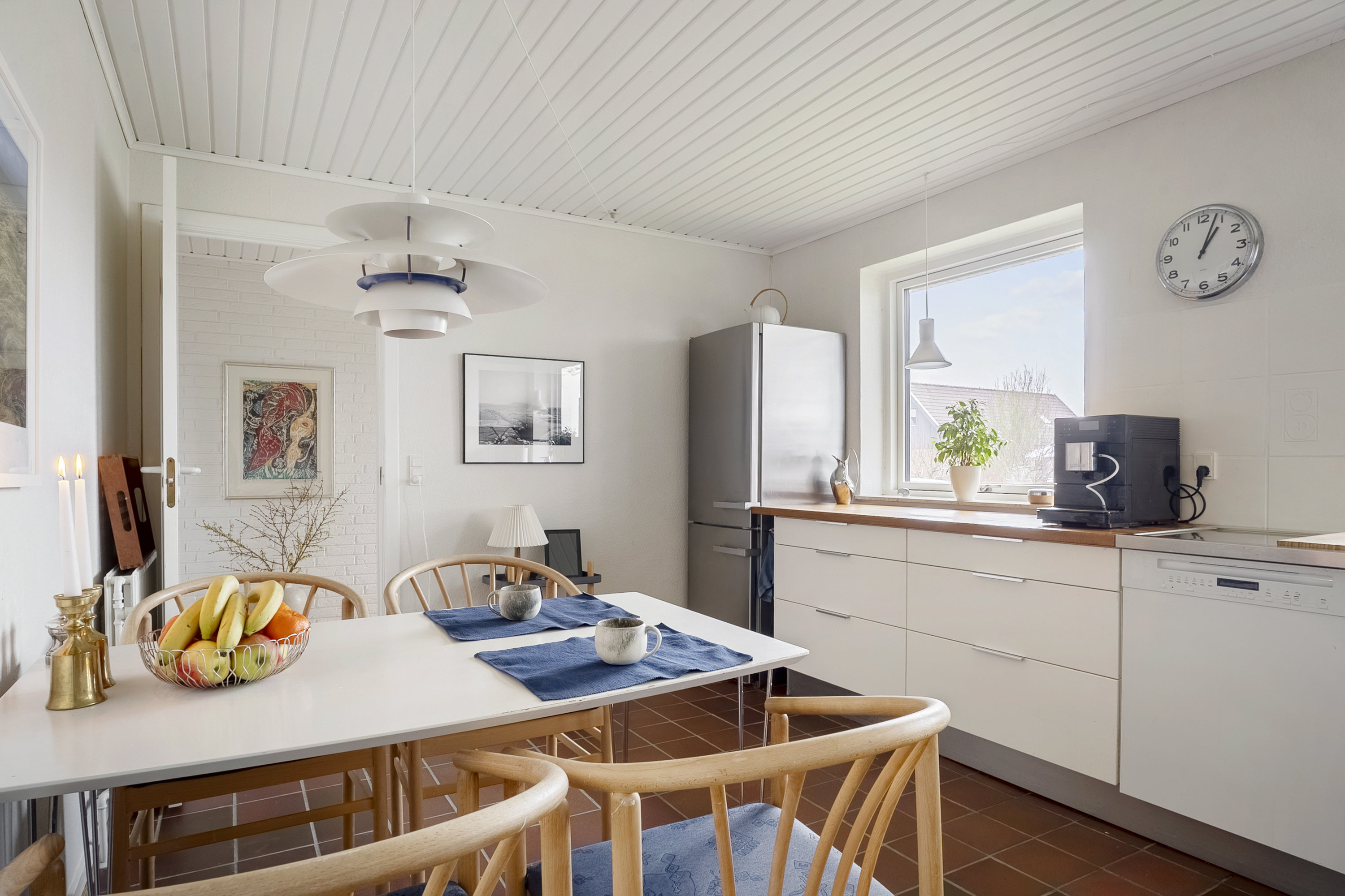 Fremhævet spisekøkken billede i fuldskærmstilstand. Billede af Fennen 9, 7150 Barrit