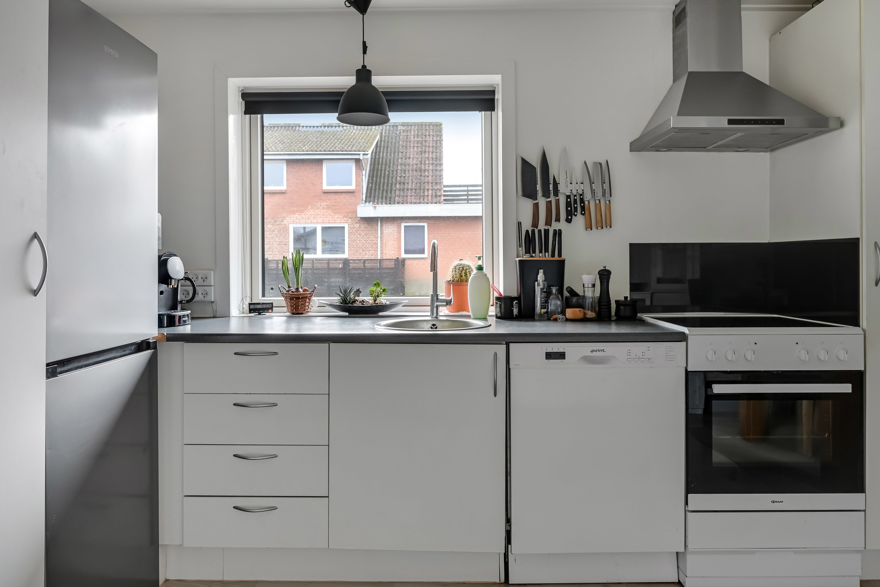 Fremhævet køkken billede i fuldskærmstilstand. Billede af Torvegade 7, 7250 Hejnsvig