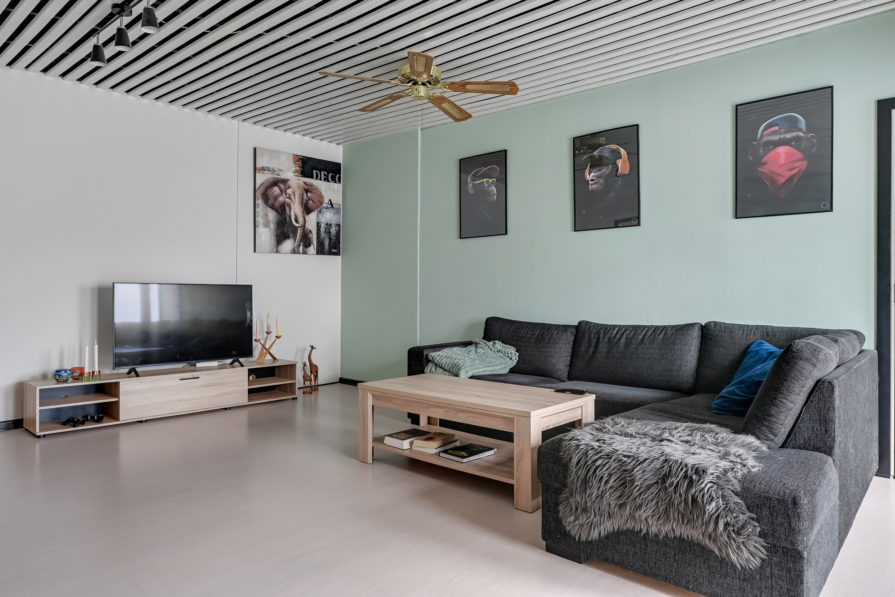 Fremhævet stue billede i fuldskærmstilstand. Billede af Torvegade 7, 7250 Hejnsvig