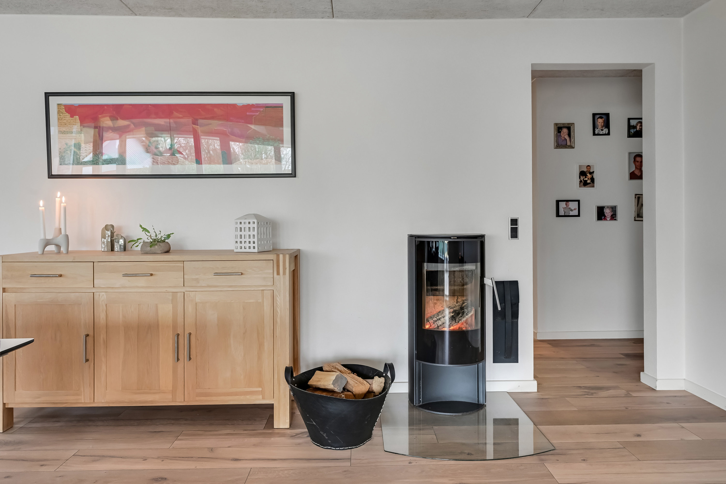 Fremhævet stue billede i fuldskærmstilstand. Billede af Torvegade 7, 7250 Hejnsvig