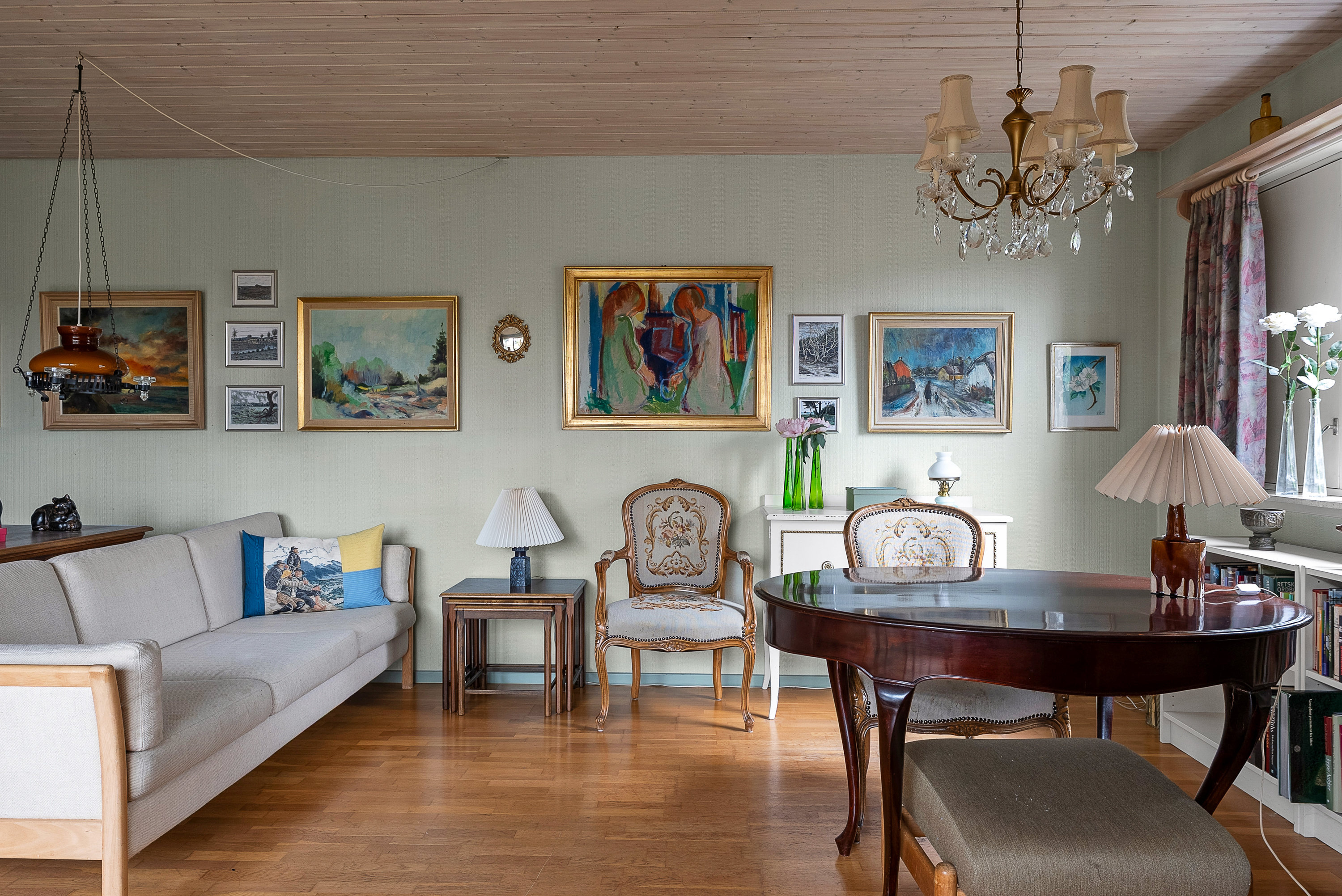 Fremhævet stue billede i fuldskærmstilstand. Billede af Kirketoften 3, Diernæs, 5600 Faaborg