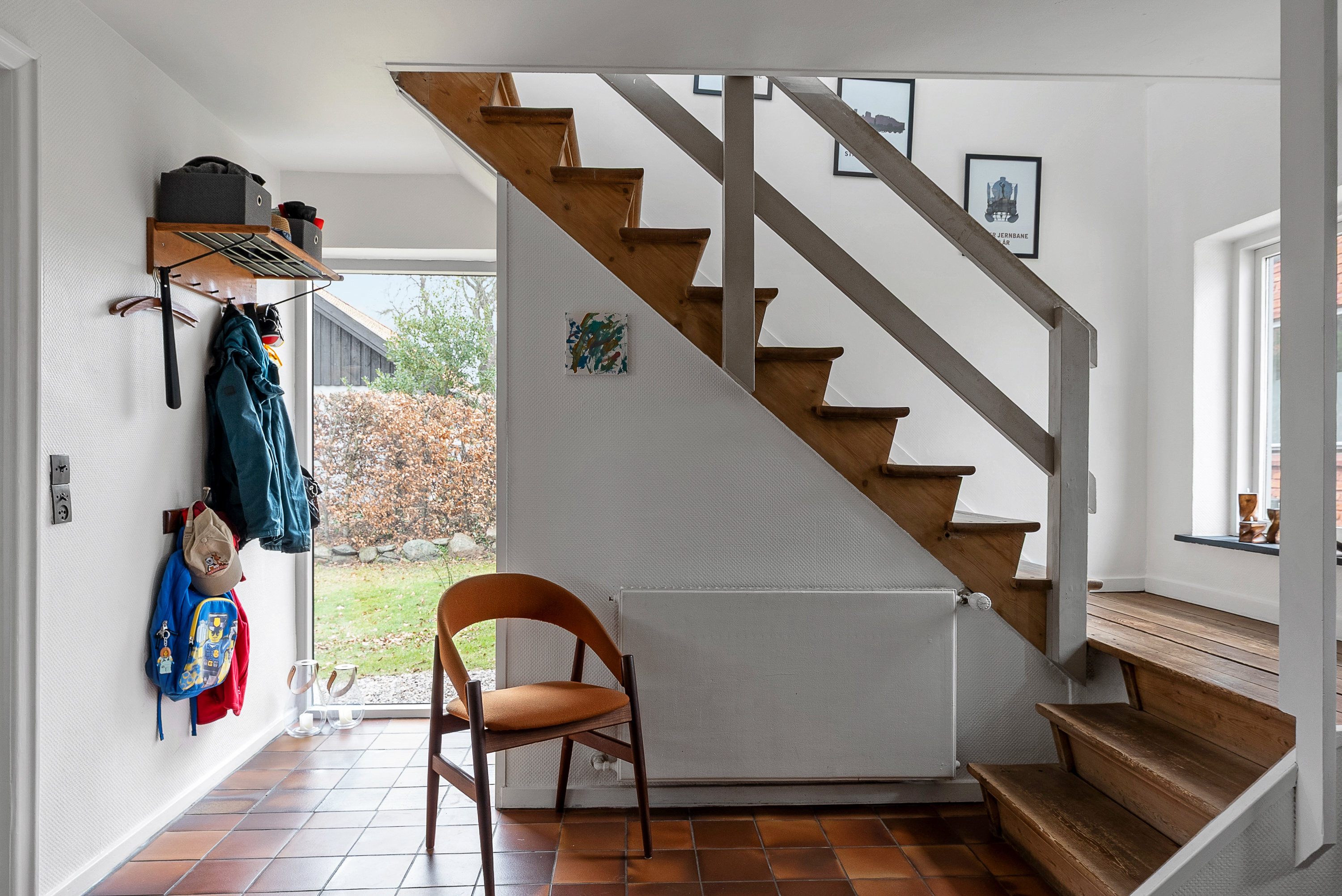 Fremhævet trappe billede i fuldskærmstilstand. Billede af Svendborgvej 297, Åstrup, 5600 Faaborg