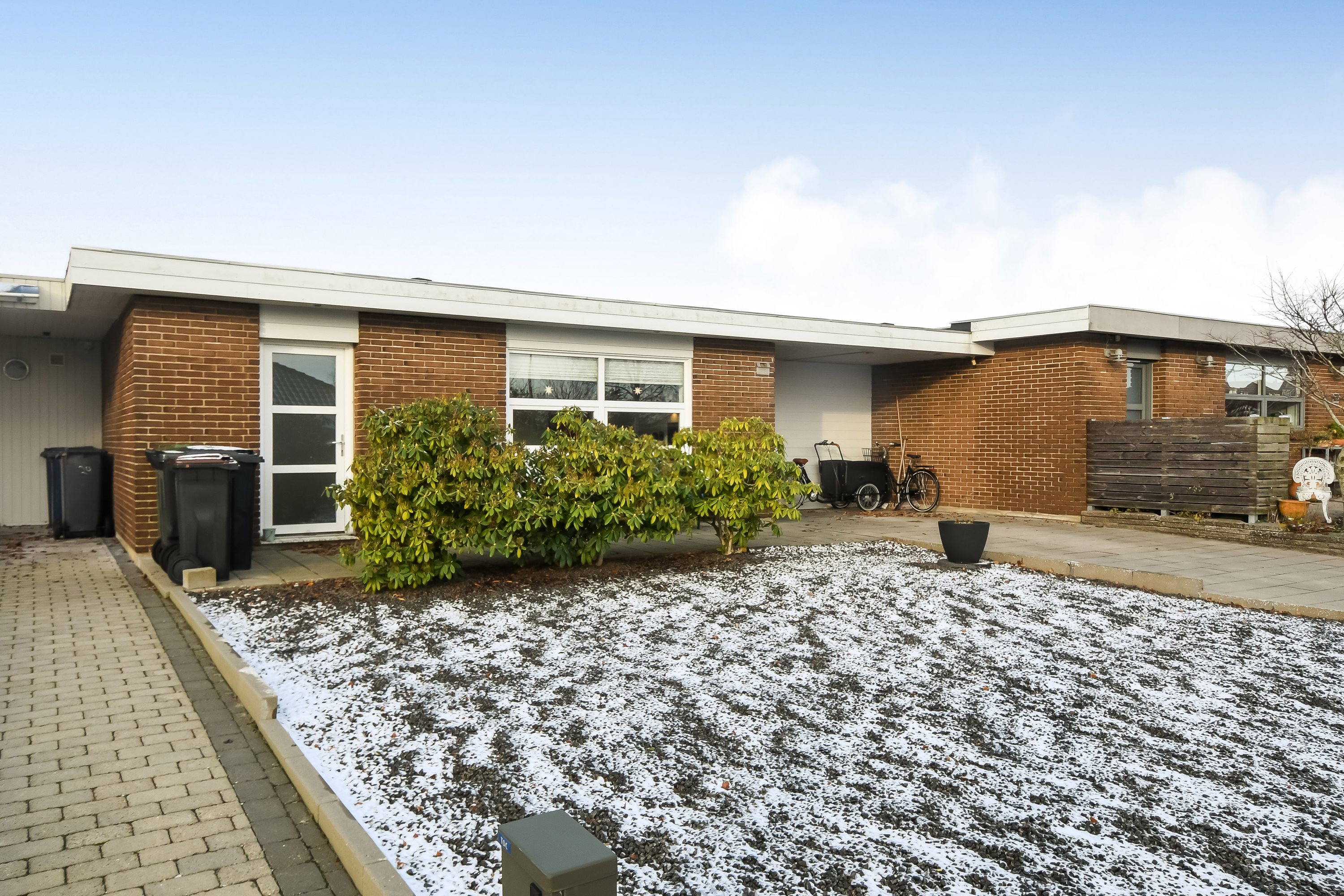 Fremhævet ejendommen billede i fuldskærmstilstand. Billede af Ege Alle 26, 6710 Esbjerg V