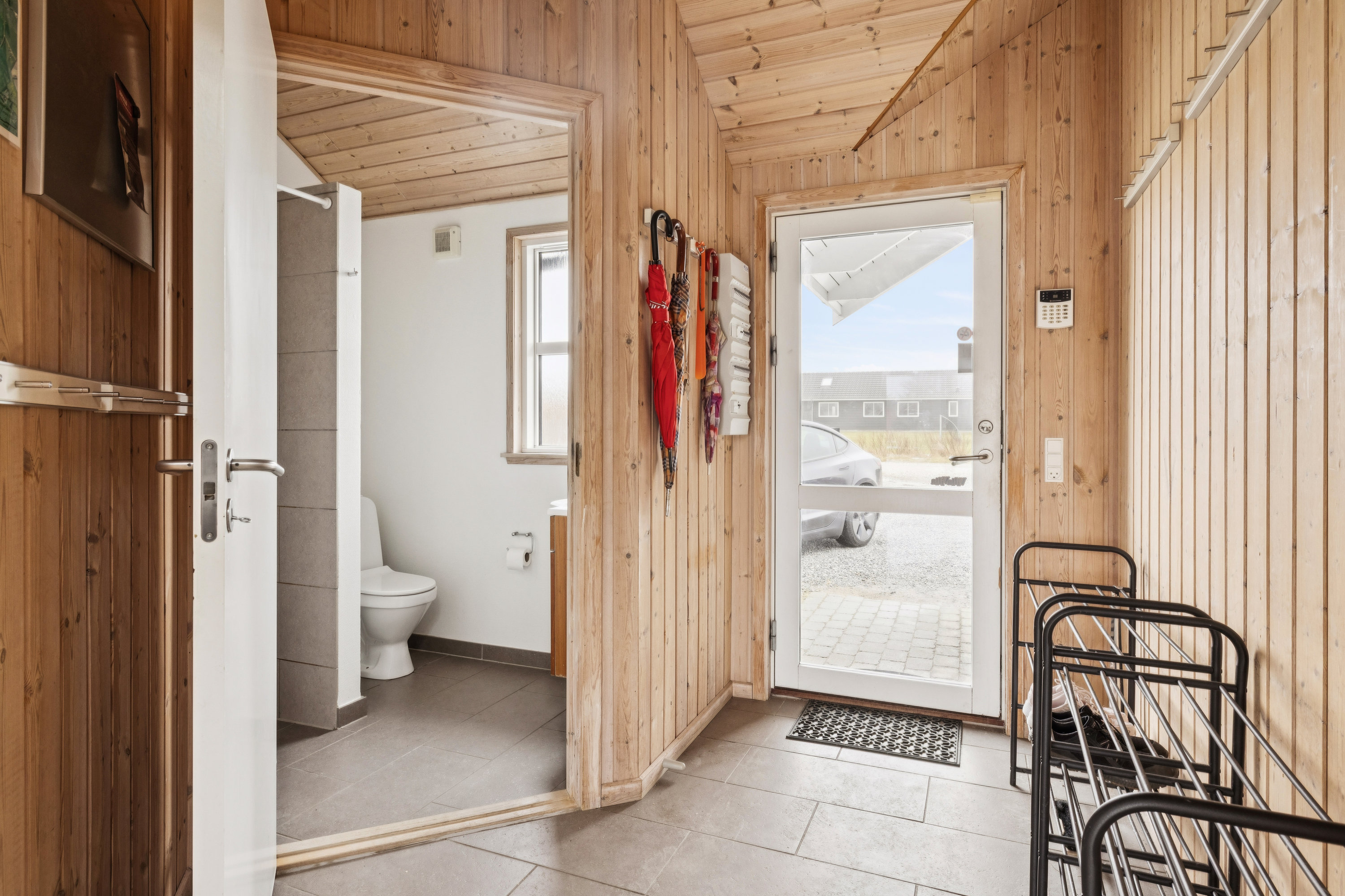 Fremhævet gang billede i fuldskærmstilstand. Billede af Helledievej 105, Lyngby, 9480 Løkken