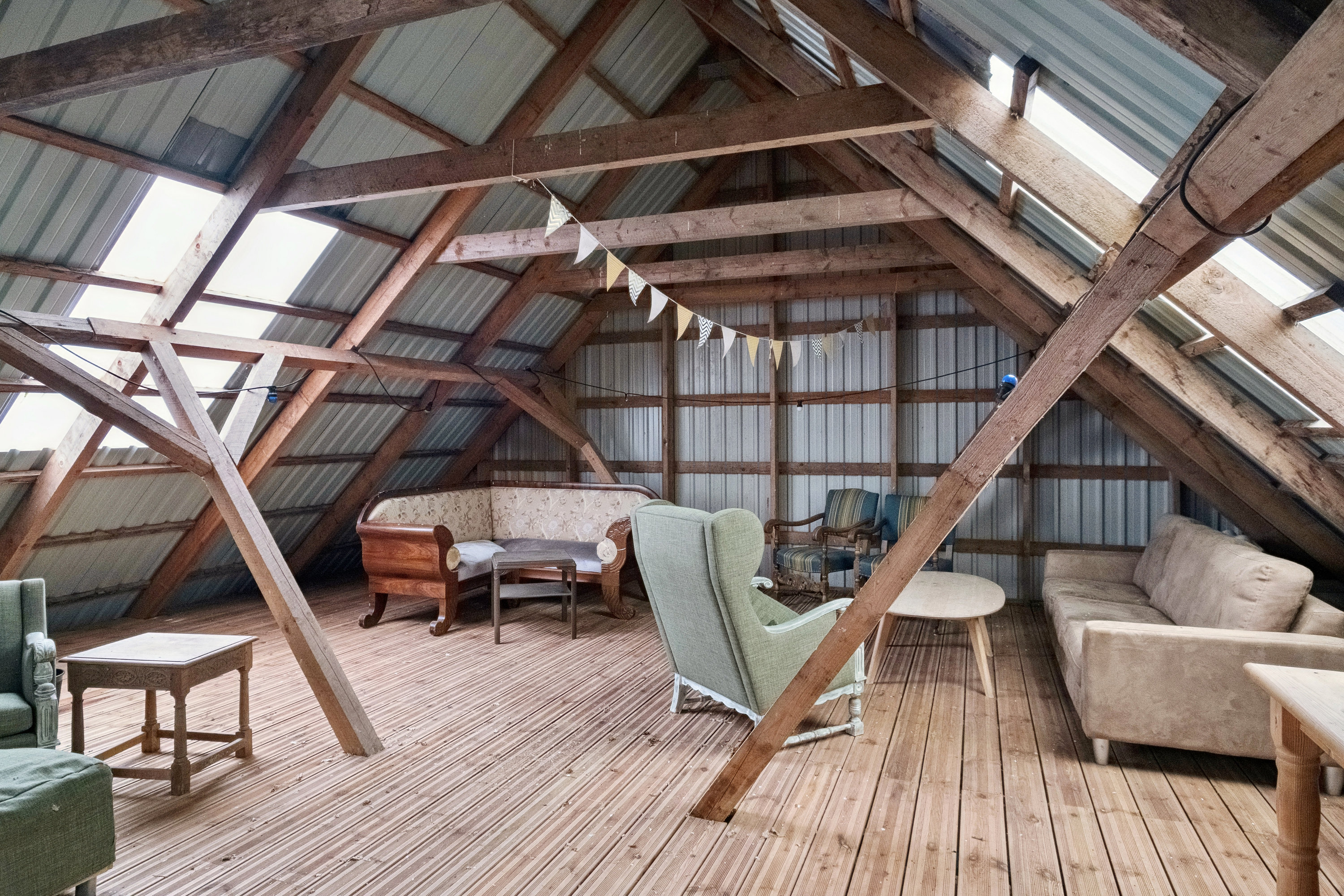 Fremhævet stald billede i fuldskærmstilstand. Billede af Lendrupvej 26, Løgsted, 9670 Løgstør