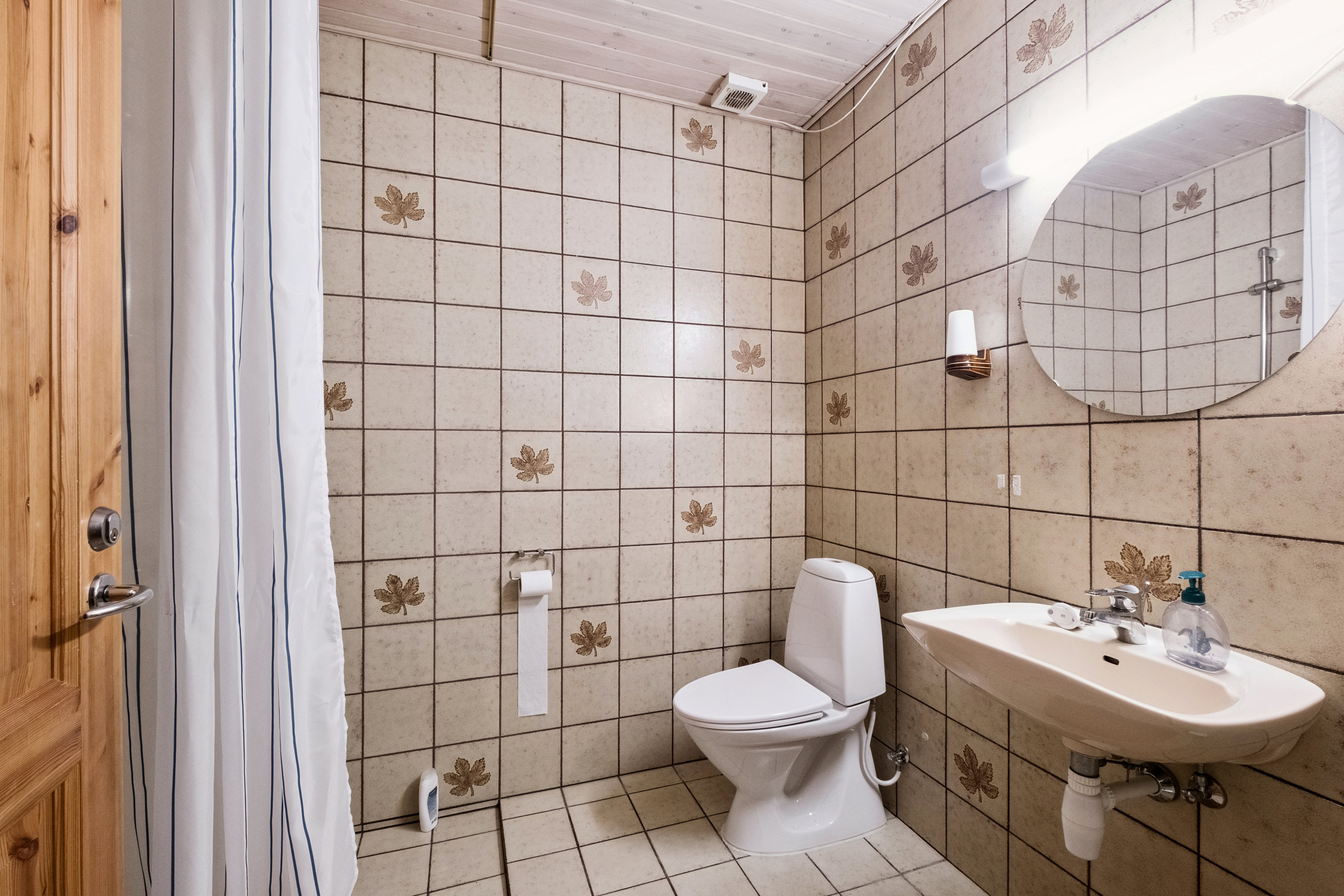 Fremhævet badeværelse billede i fuldskærmstilstand. Billede af Lendrupvej 26, Løgsted, 9670 Løgstør