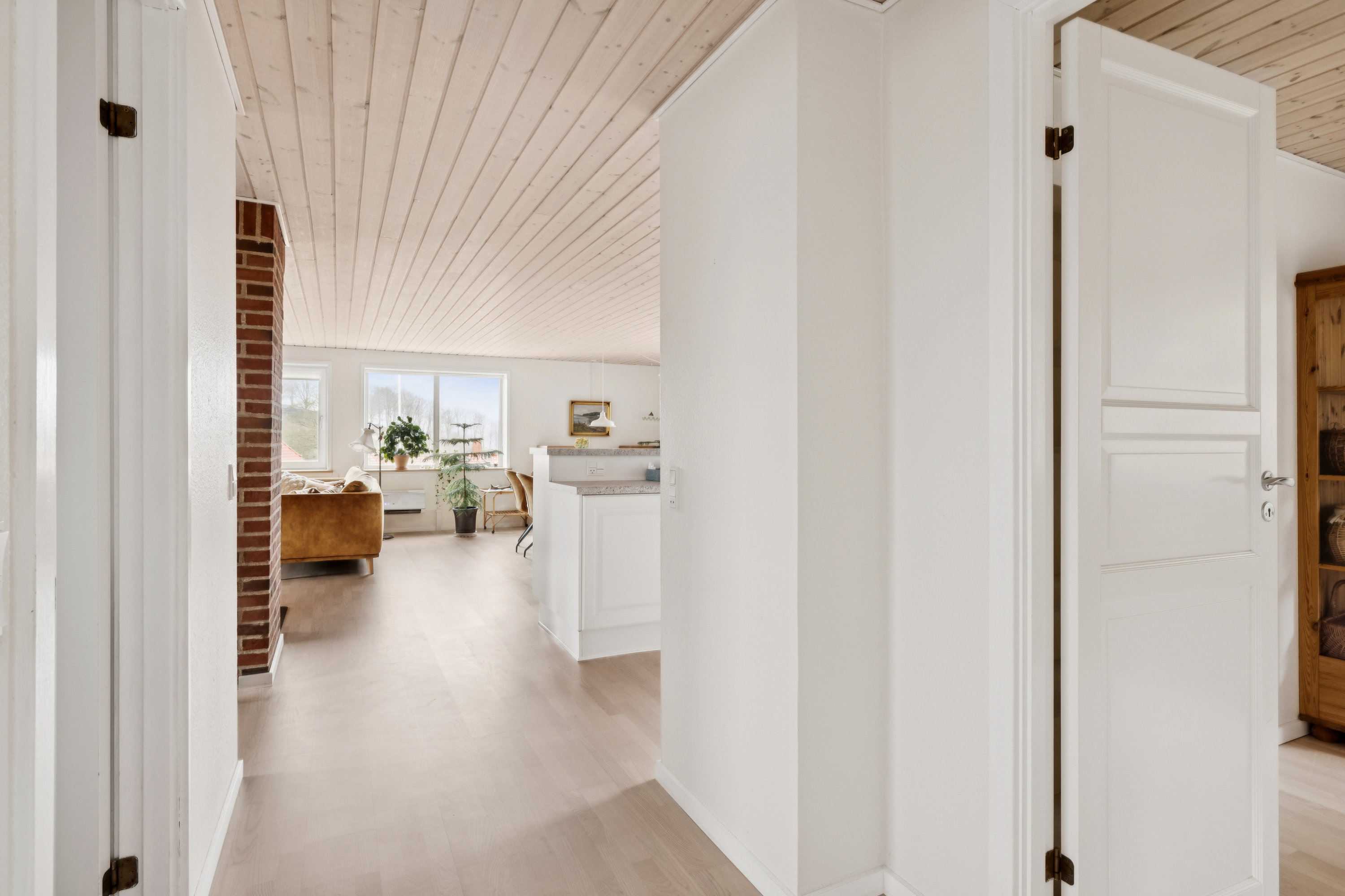 Fremhævet gang billede i fuldskærmstilstand. Billede af Bavnevej 14B, Hjarbæk, 8831 Løgstrup