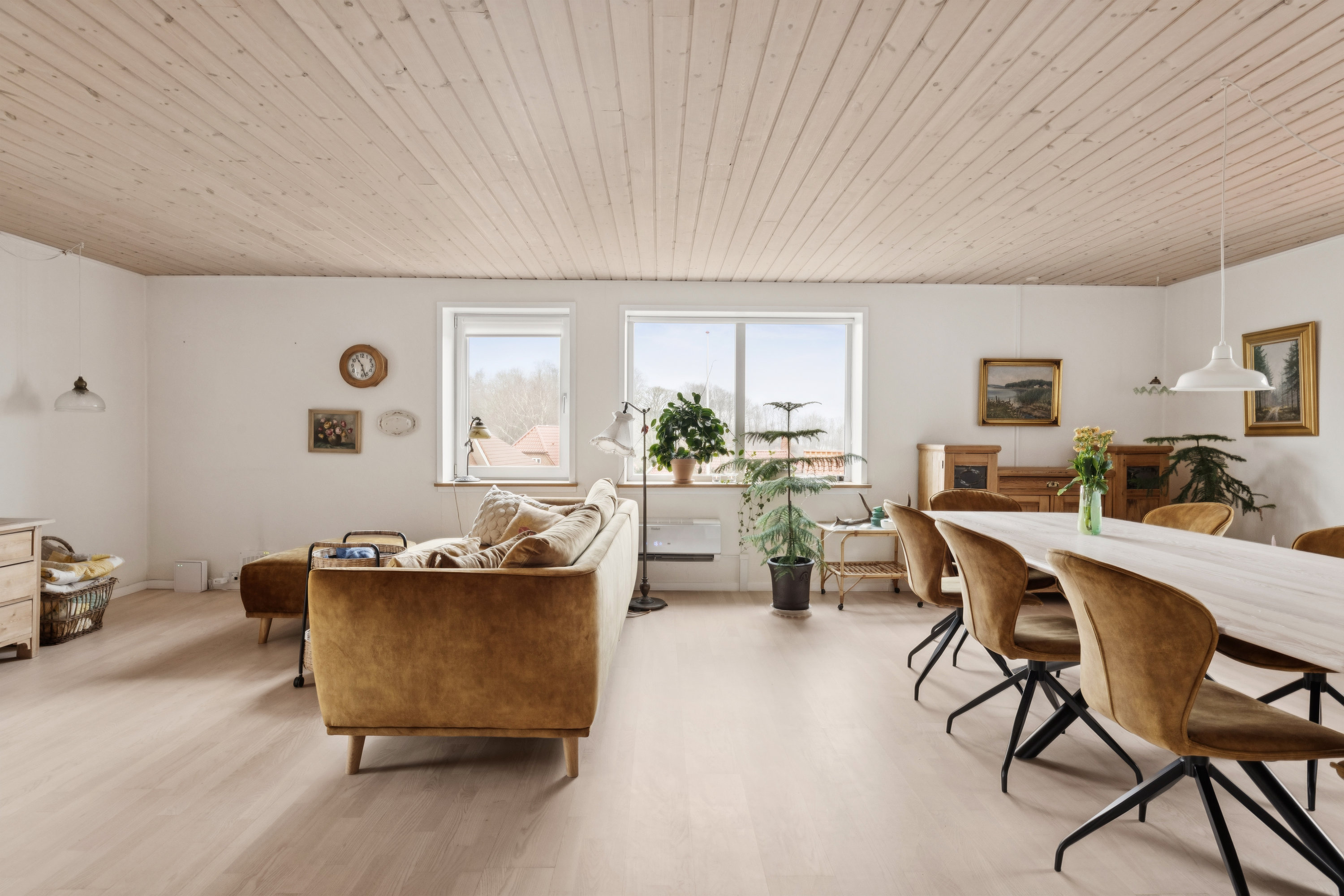 Fremhævet stue billede i fuldskærmstilstand. Billede af Bavnevej 14B, Hjarbæk, 8831 Løgstrup