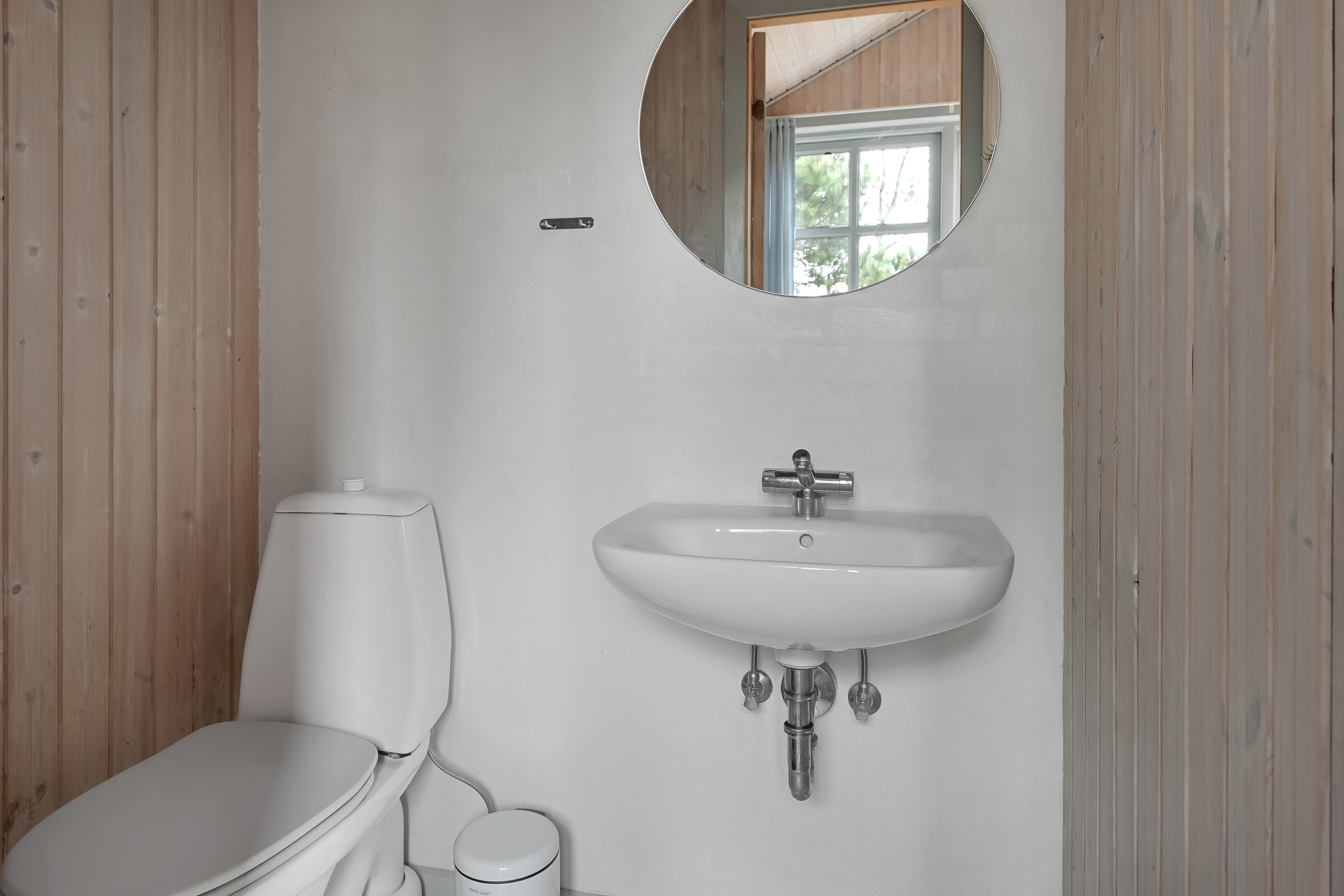 Fremhævet toilet billede i fuldskærmstilstand. Billede af Jafdalvej 93, 6853 Vejers Strand