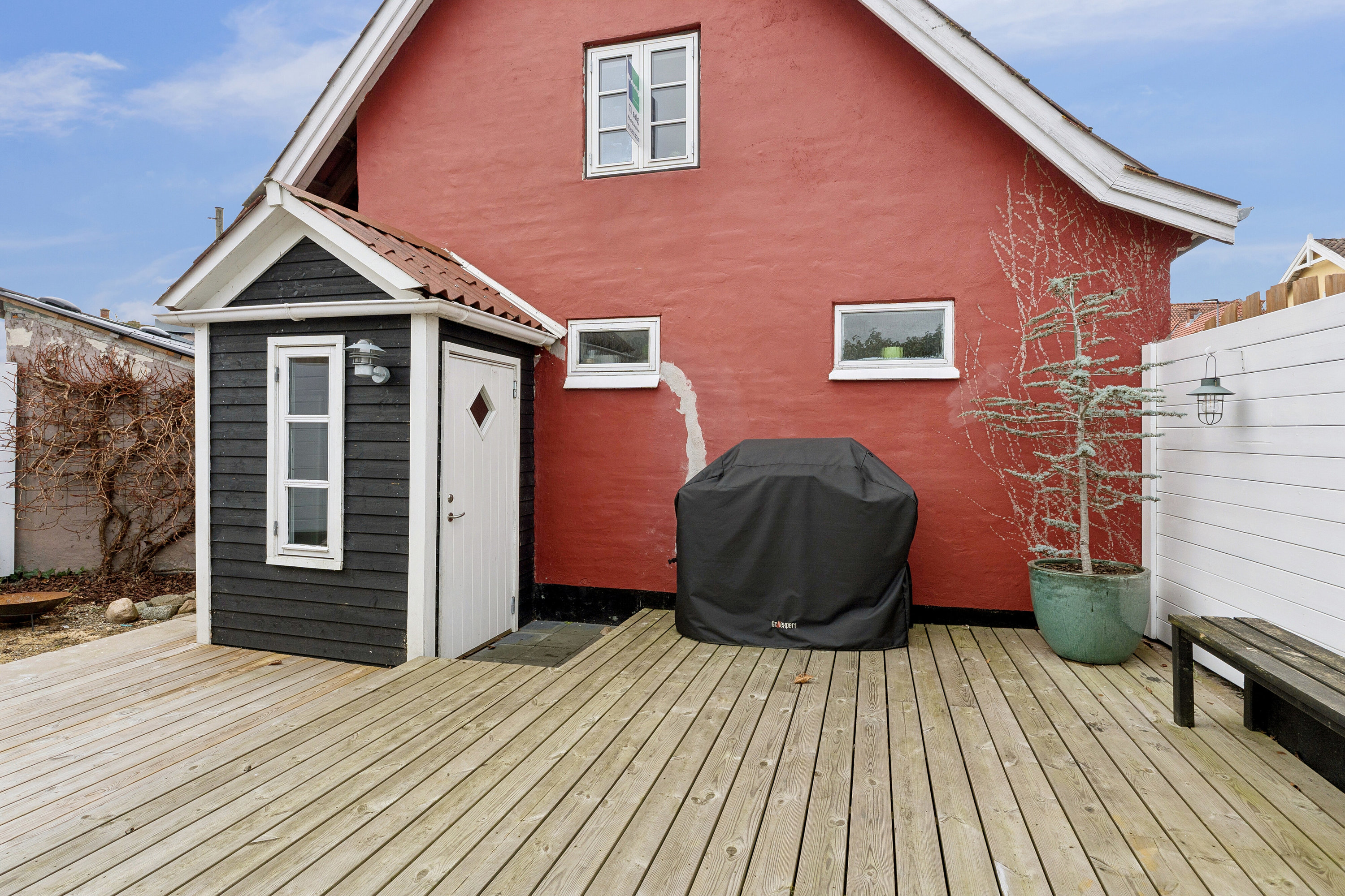 Fremhævet udendørs billede i fuldskærmstilstand. Billede af Nørrebro 68, 5900 Rudkøbing