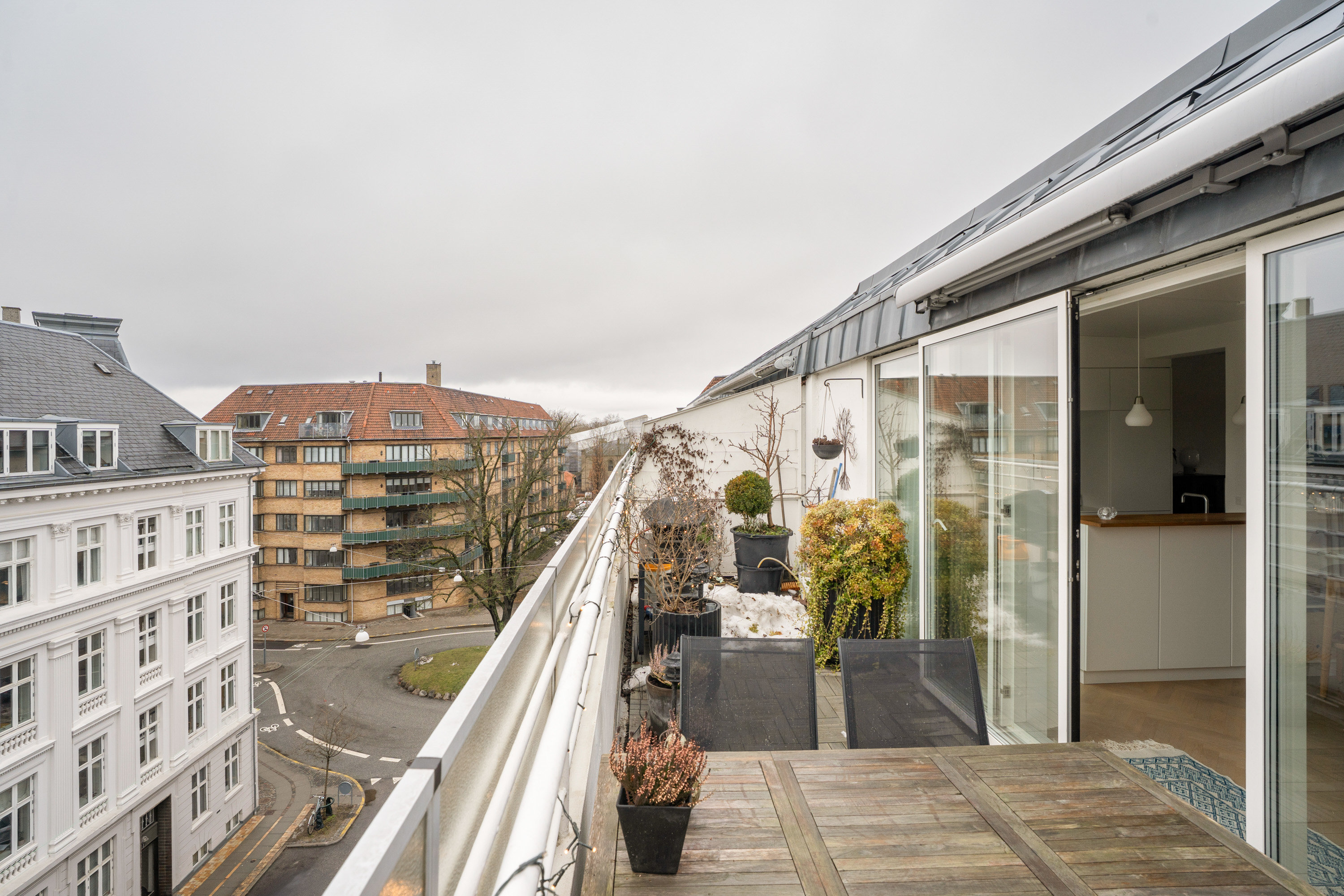 Fremhævet  billede i fuldskærmstilstand. Billede af Bianco Lunos Alle 8, 4. th., 1868 Frederiksberg C