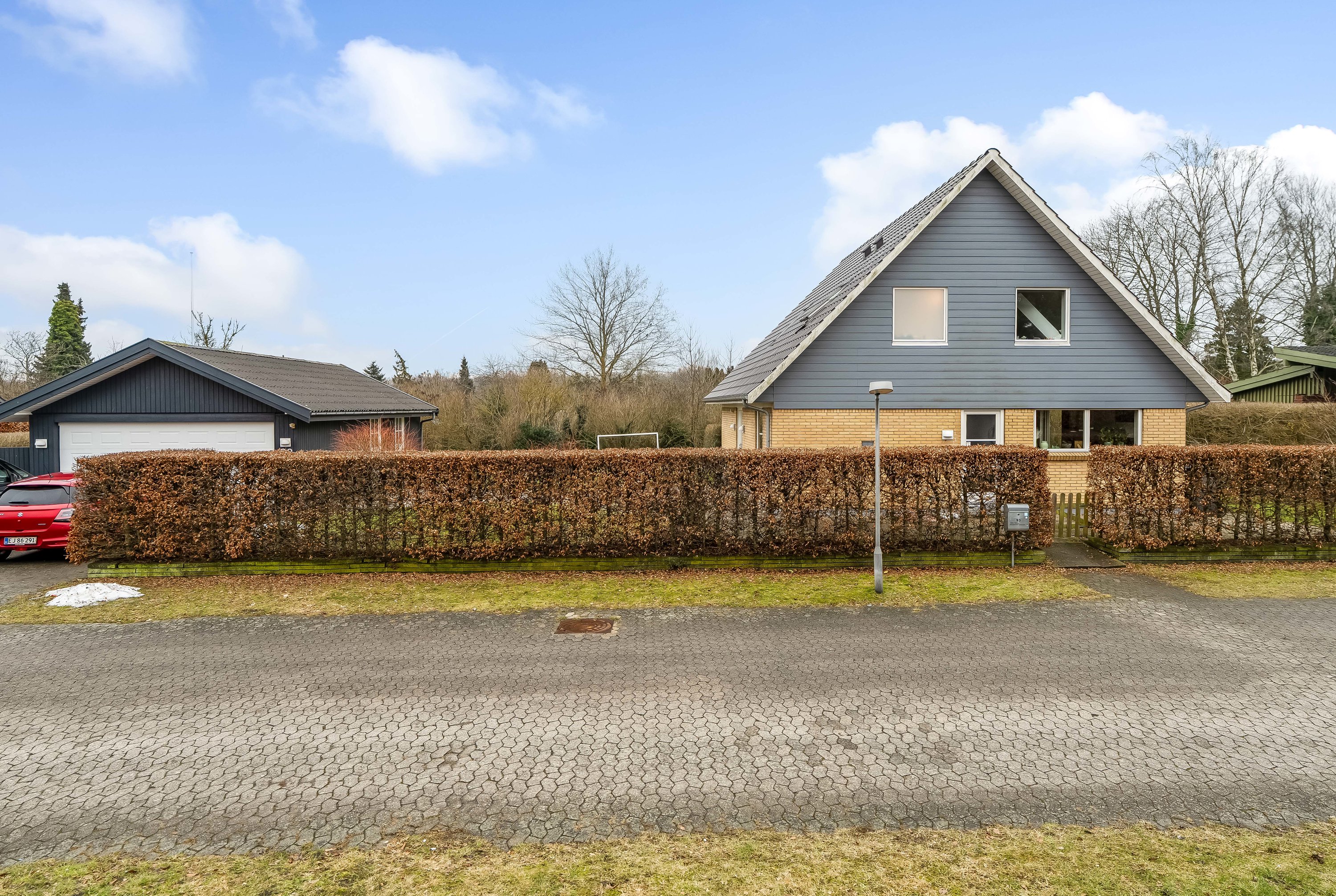 Fremhævet udsigt billede i fuldskærmstilstand. Billede af Smedievej 93, 3400 Hillerød