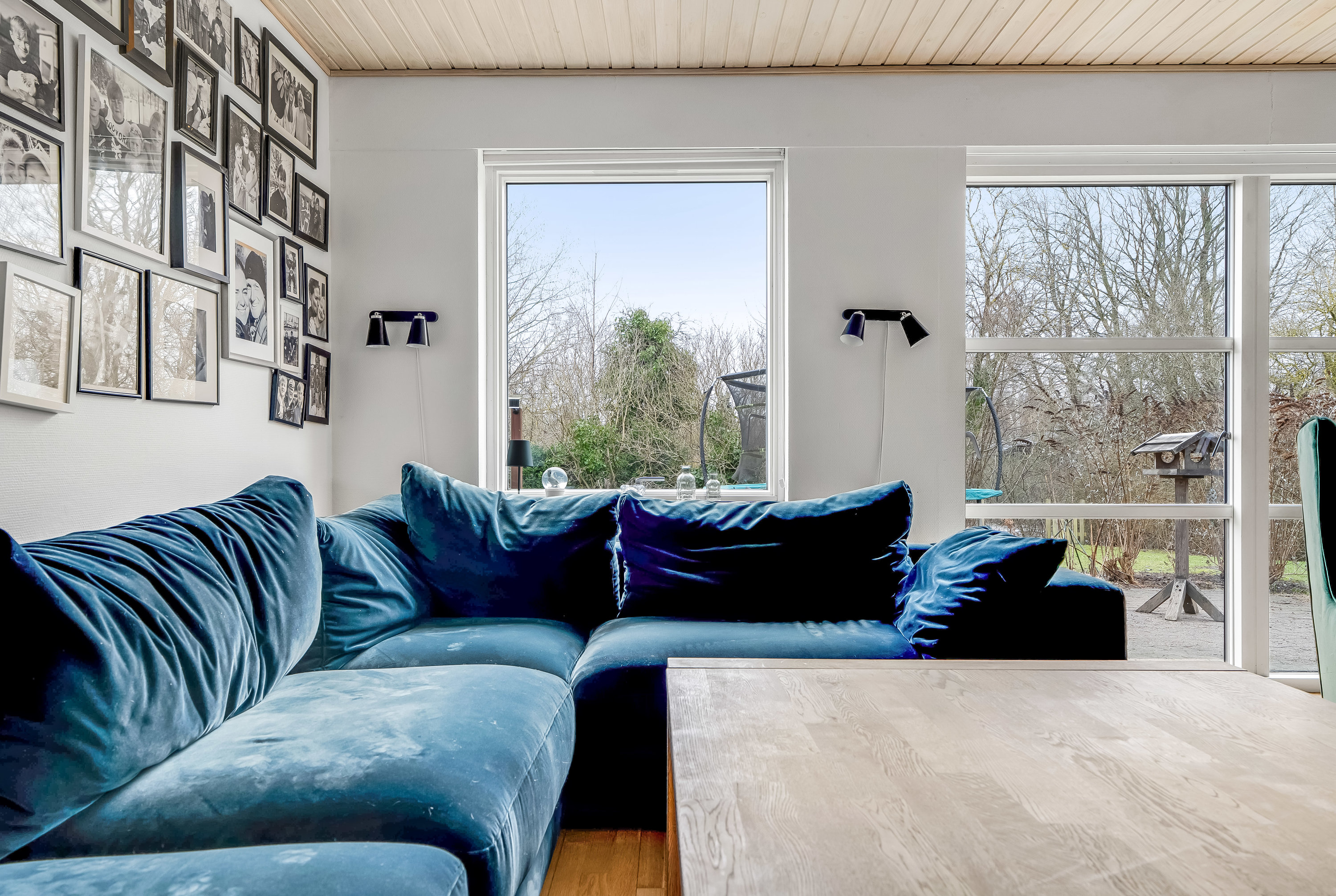 Fremhævet stue billede i fuldskærmstilstand. Billede af Smedievej 93, 3400 Hillerød