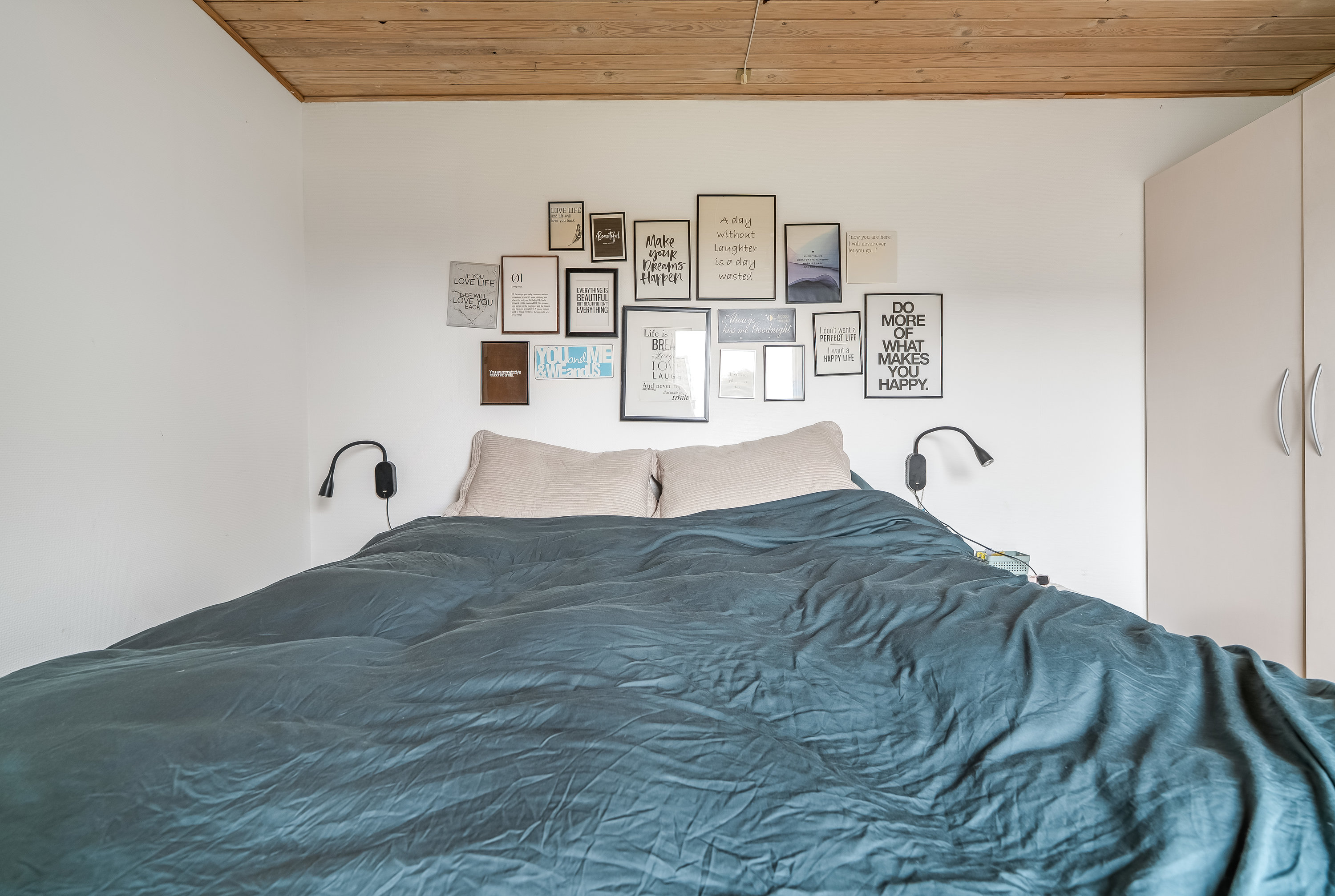 Fremhævet soveværelse billede i fuldskærmstilstand. Billede af Smedievej 93, 3400 Hillerød