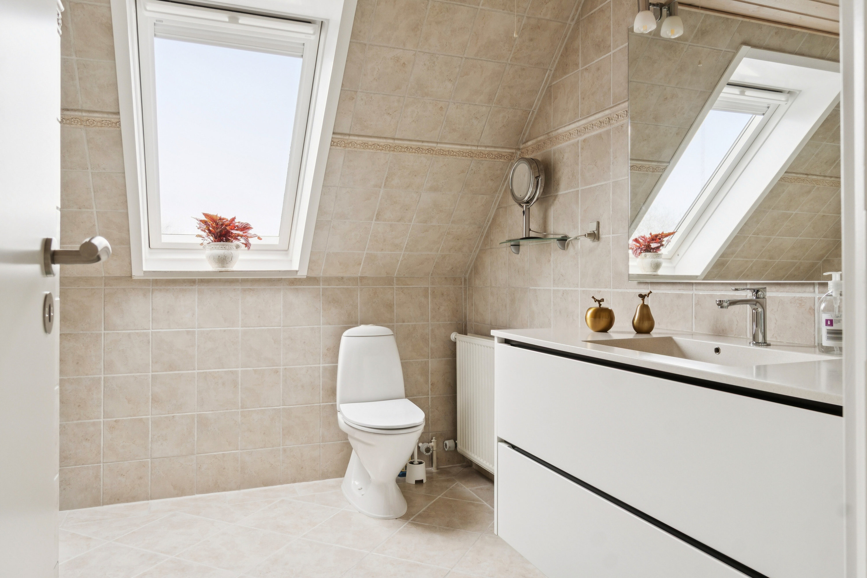 Fremhævet badeværelse billede i fuldskærmstilstand. Billede af Valmuevej 10, 4200 Slagelse